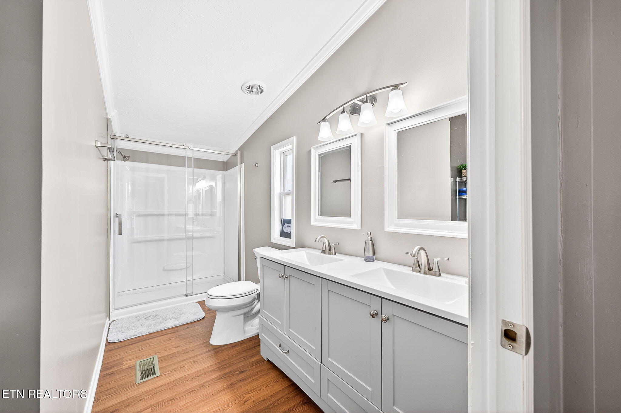 1541 Hassler Loop Byrdstown TN 38549