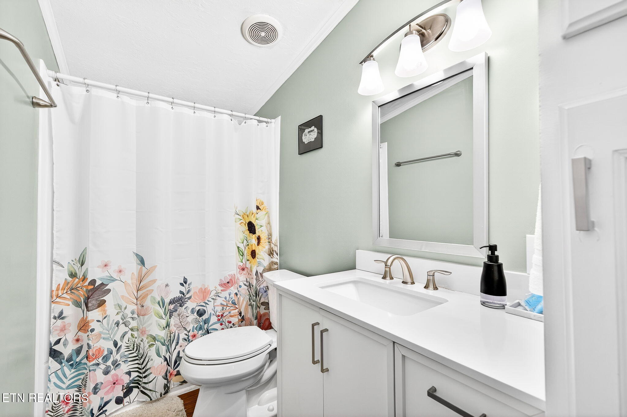 1541 Hassler Loop Byrdstown TN 38549