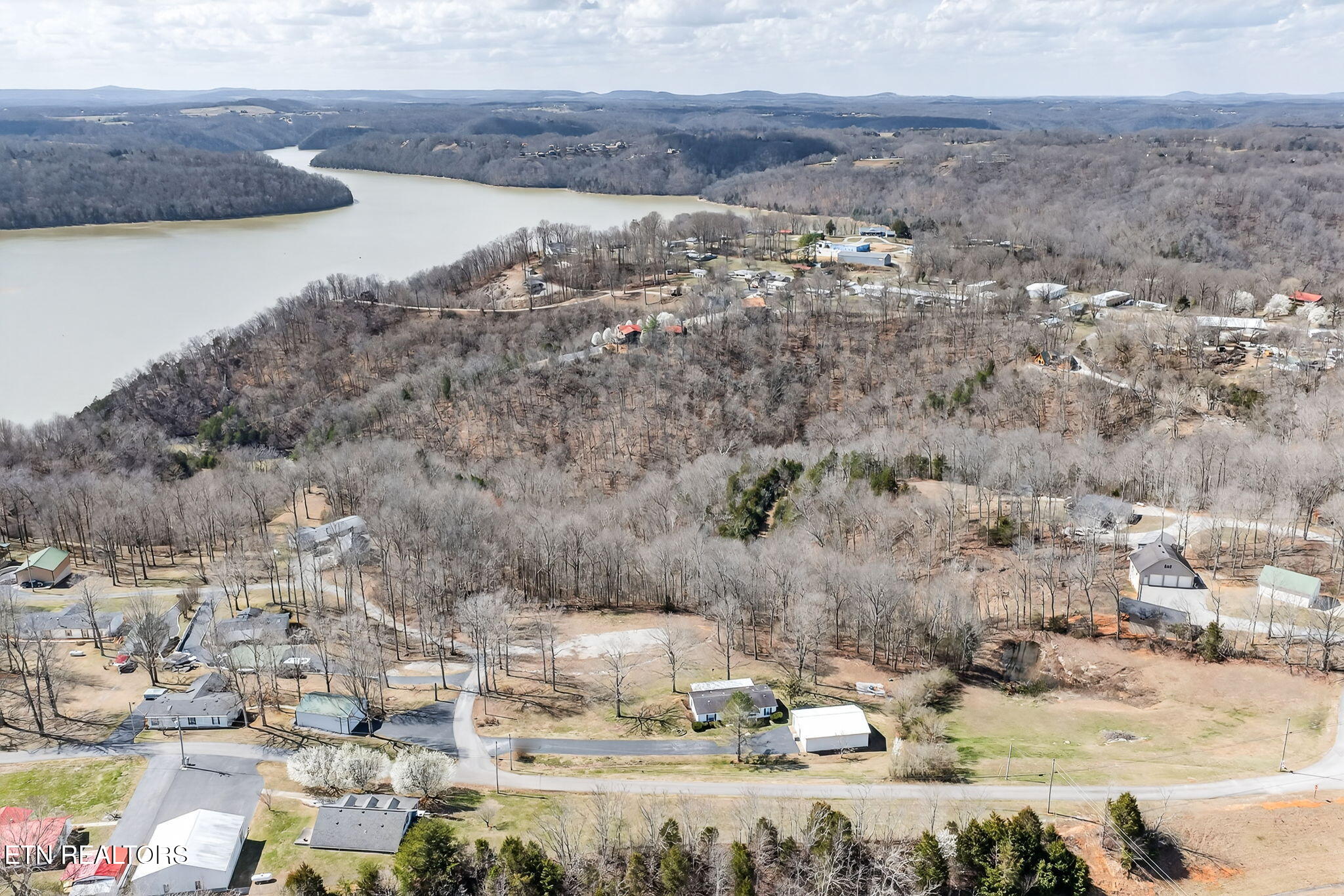 1541 Hassler Loop Byrdstown TN 38549