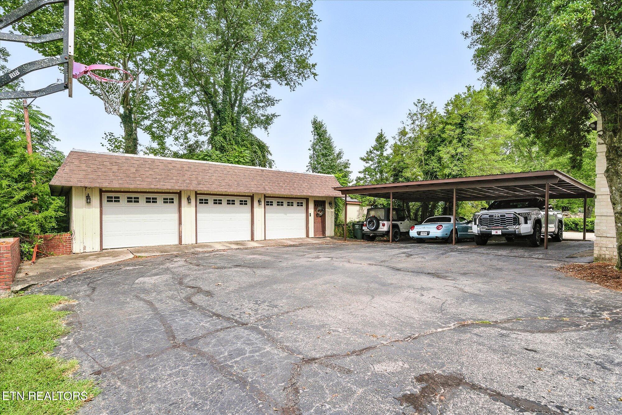 548 Turn Table Road Sparta TN 38583