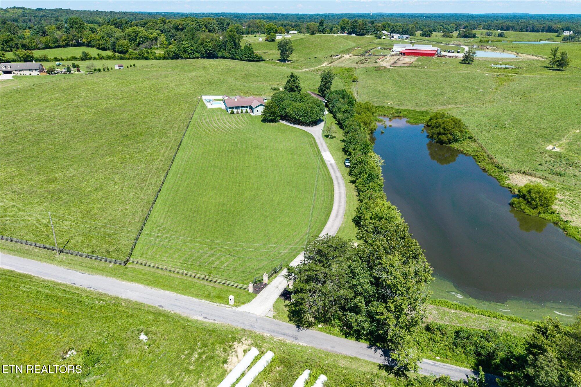 113 Swan Road Crossville TN 38555