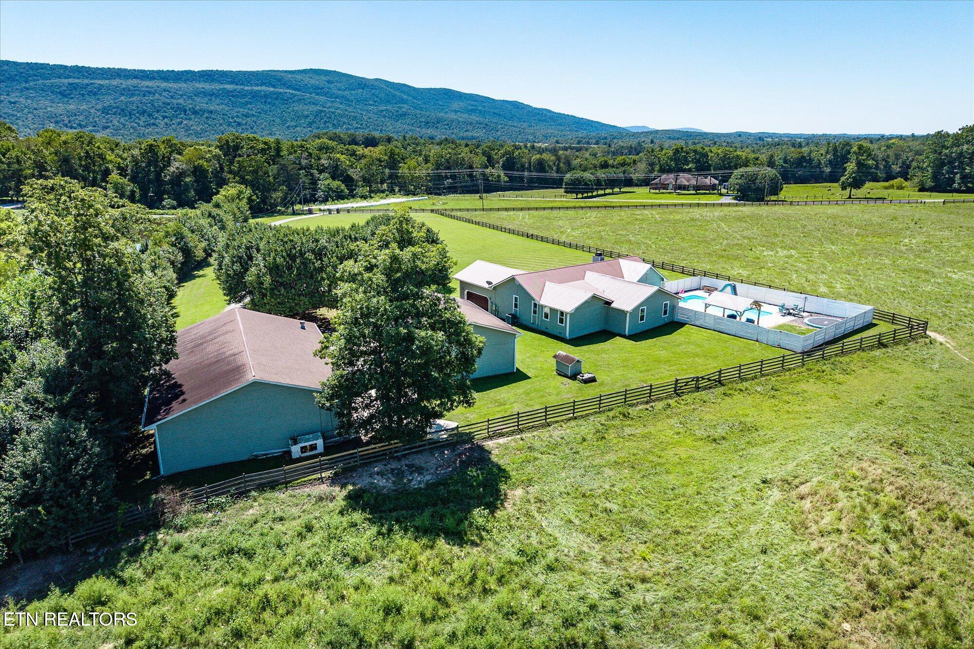 113 Swan Road Crossville TN 38555