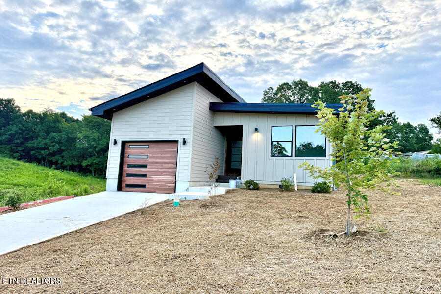 2314 Rock Gardens Drive Sevierville TN 37876