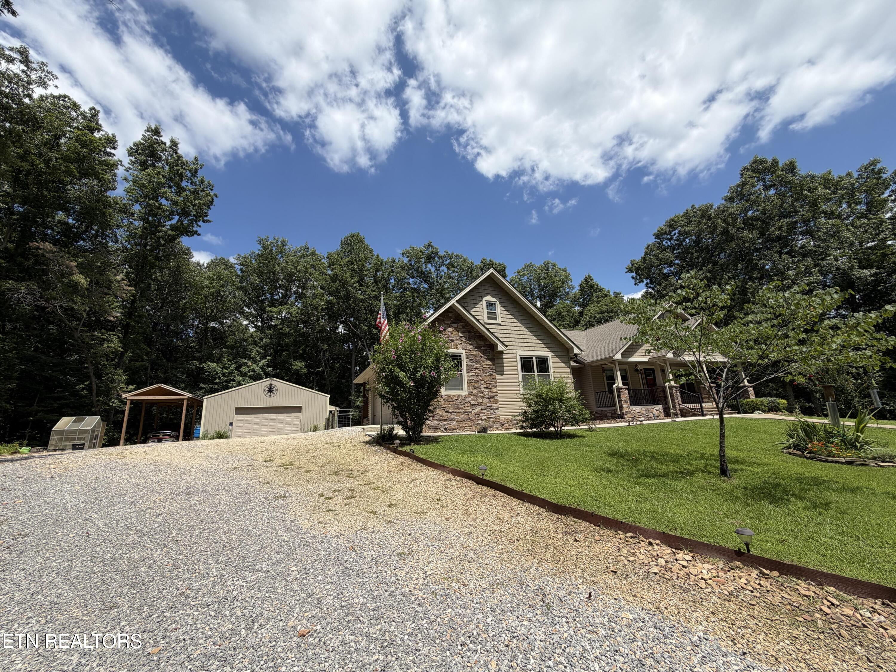104 Bottom Drive Monterey TN 38574