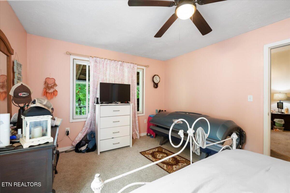 261 Rain Valley Road Lafollette TN 37766