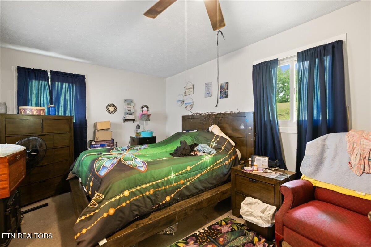 261 Rain Valley Road Lafollette TN 37766