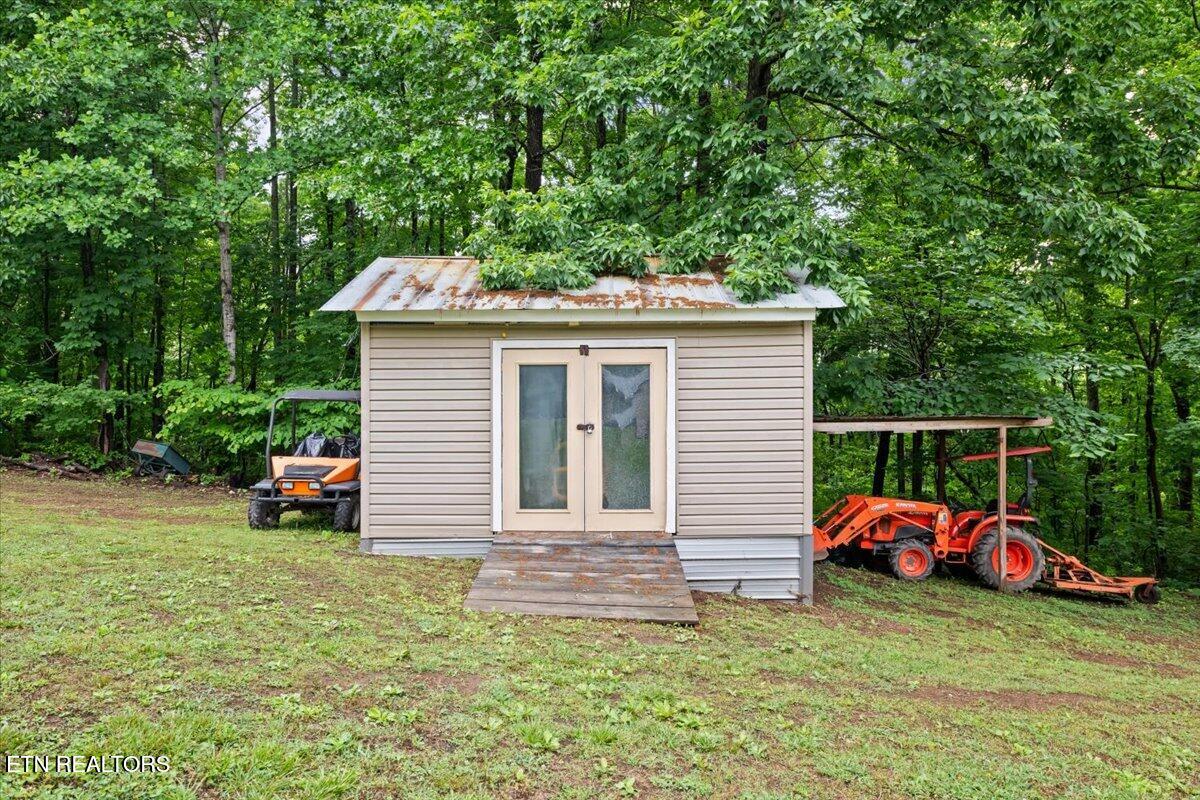 261 Rain Valley Road Lafollette TN 37766