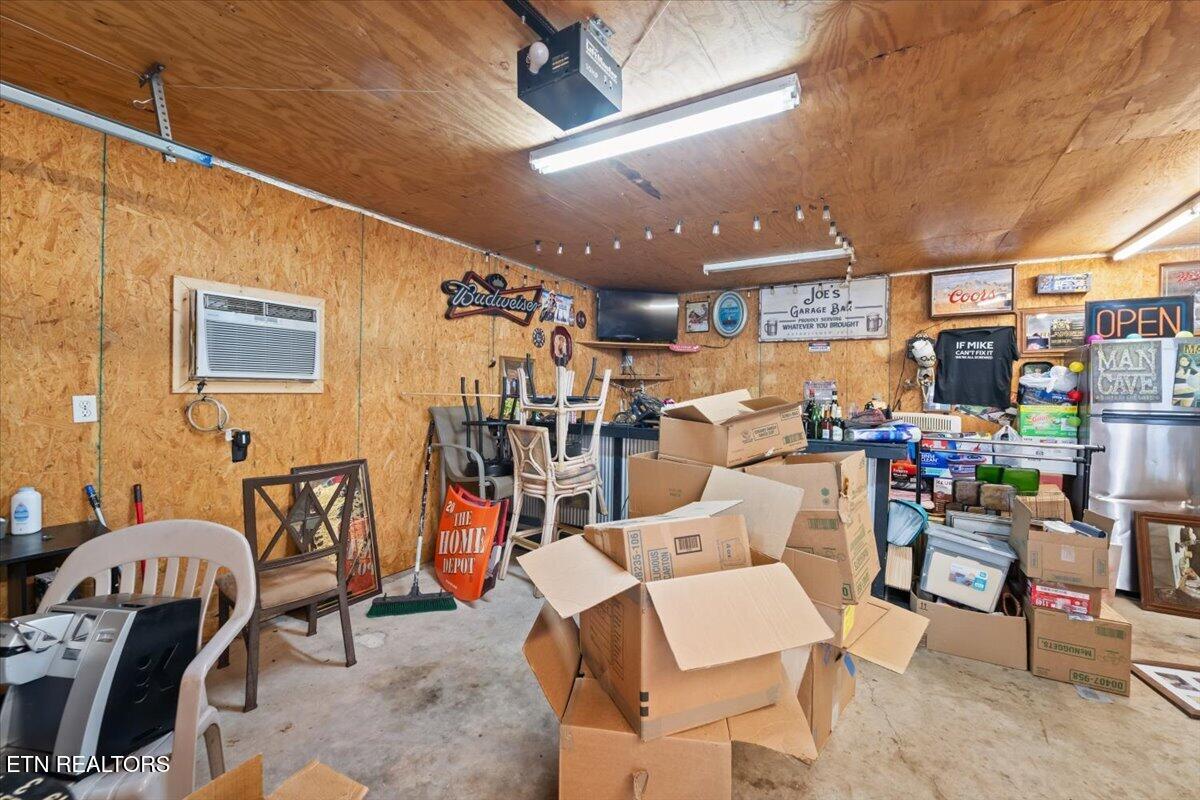 261 Rain Valley Road Lafollette TN 37766