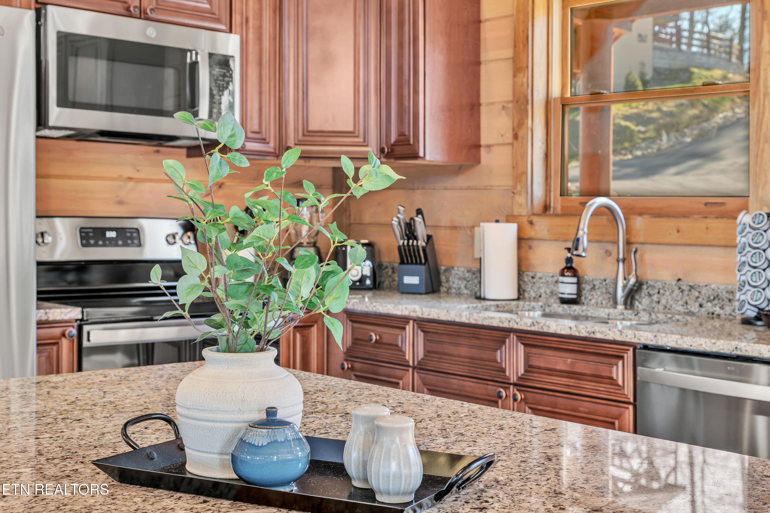 2852 Owens Ridge Way Sevierville TN 37876