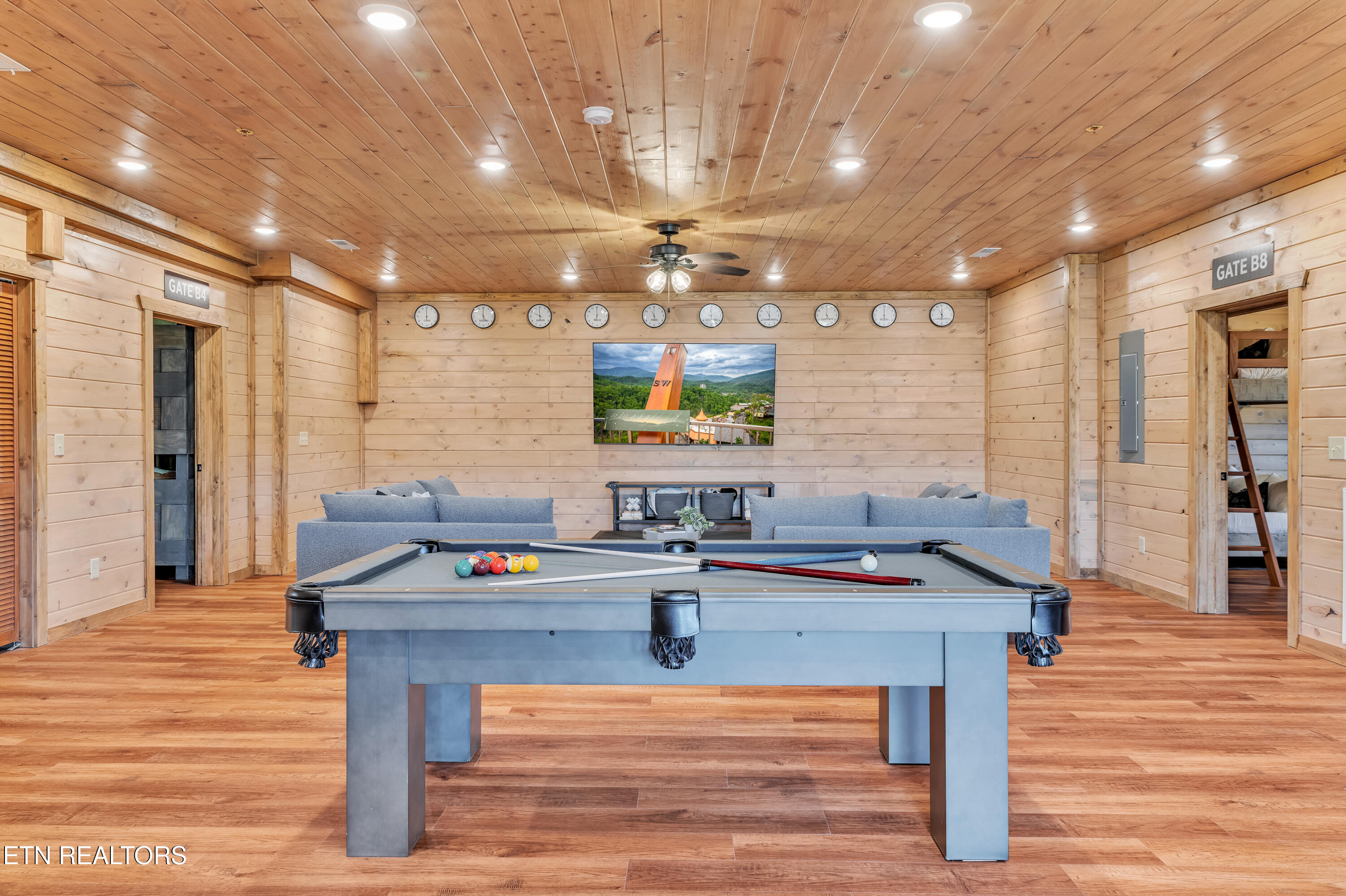 2852 Owens Ridge Way Sevierville TN 37876
