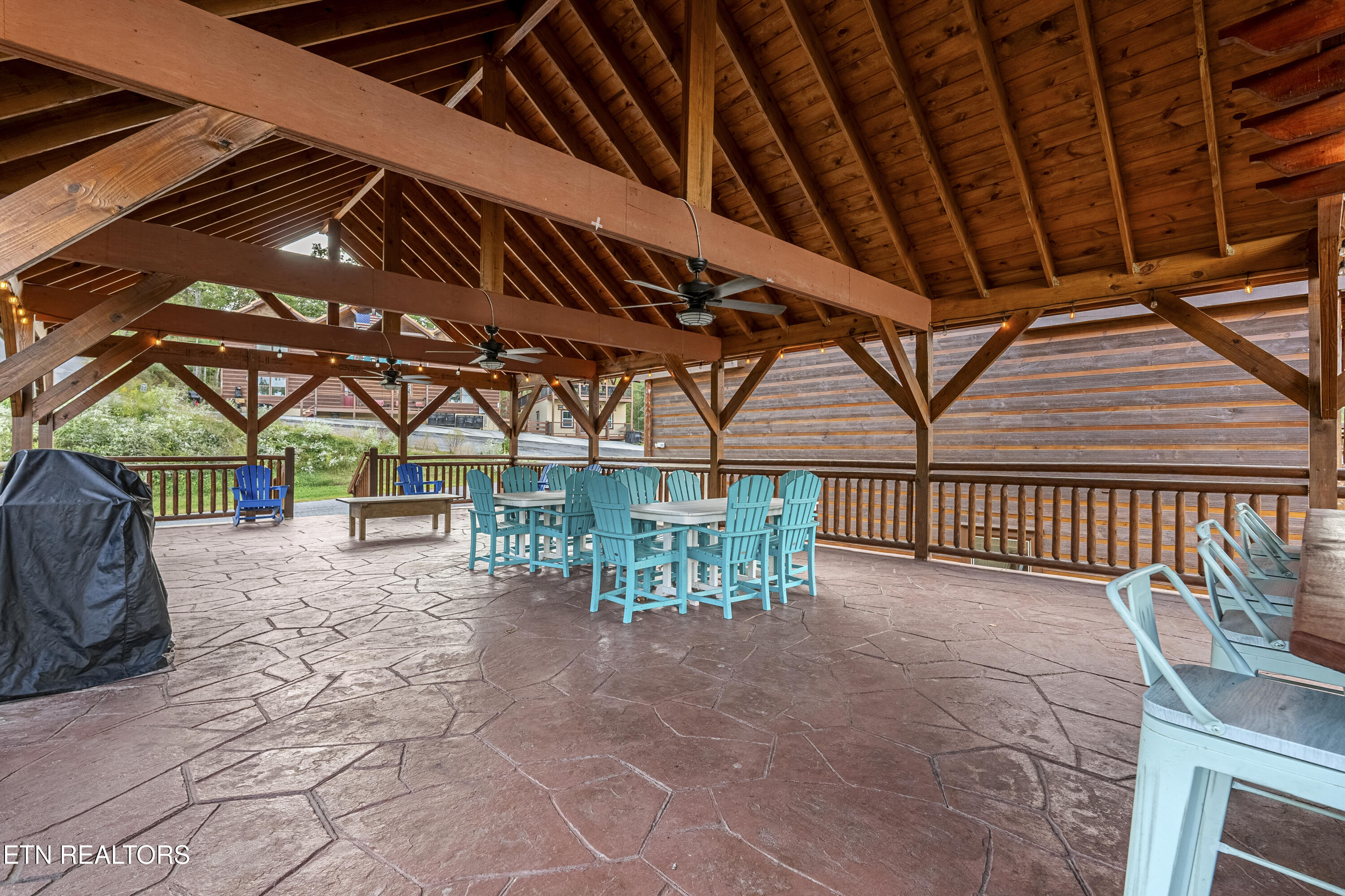 2852 Owens Ridge Way Sevierville TN 37876