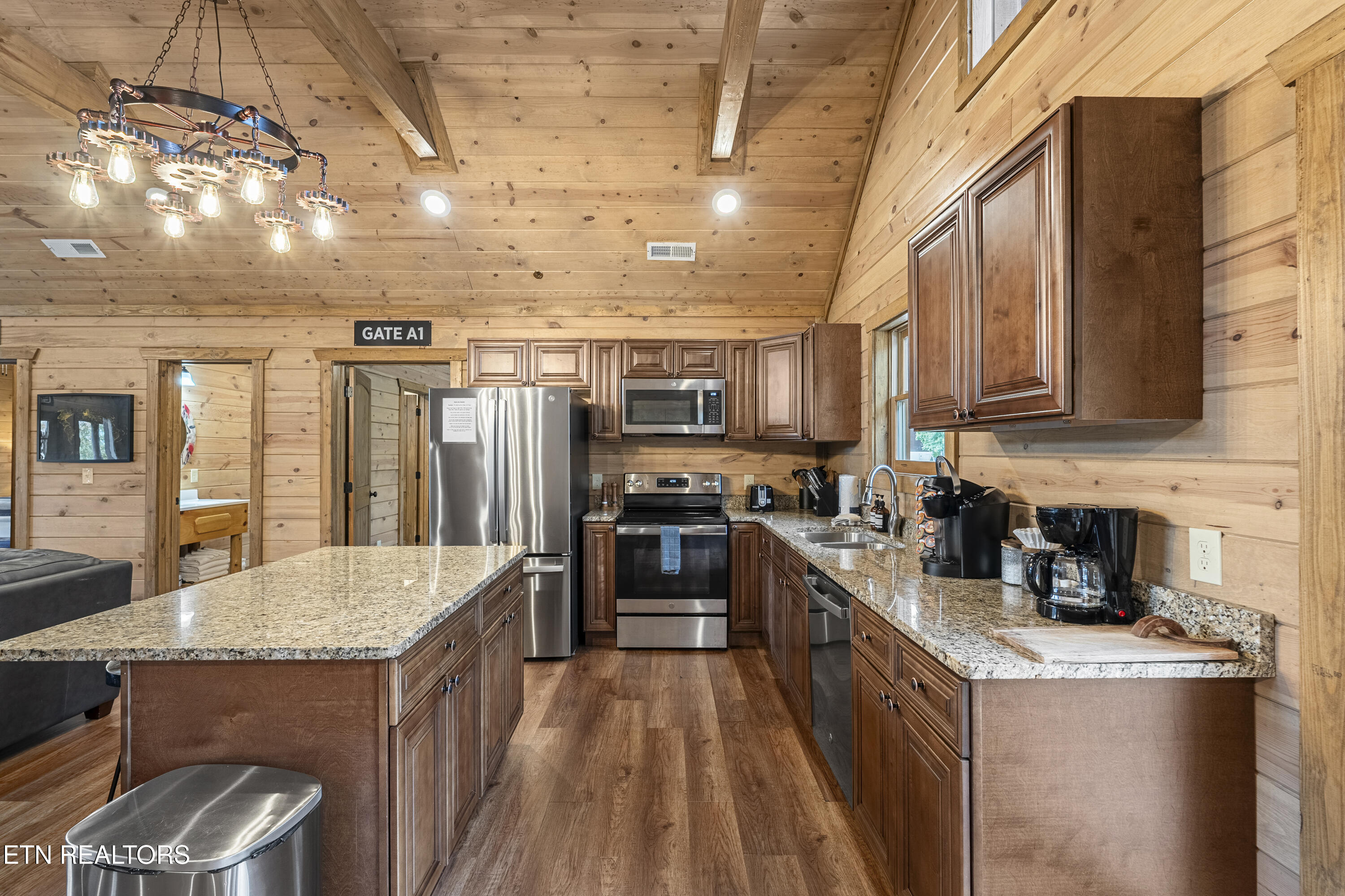 2852 Owens Ridge Way Sevierville TN 37876
