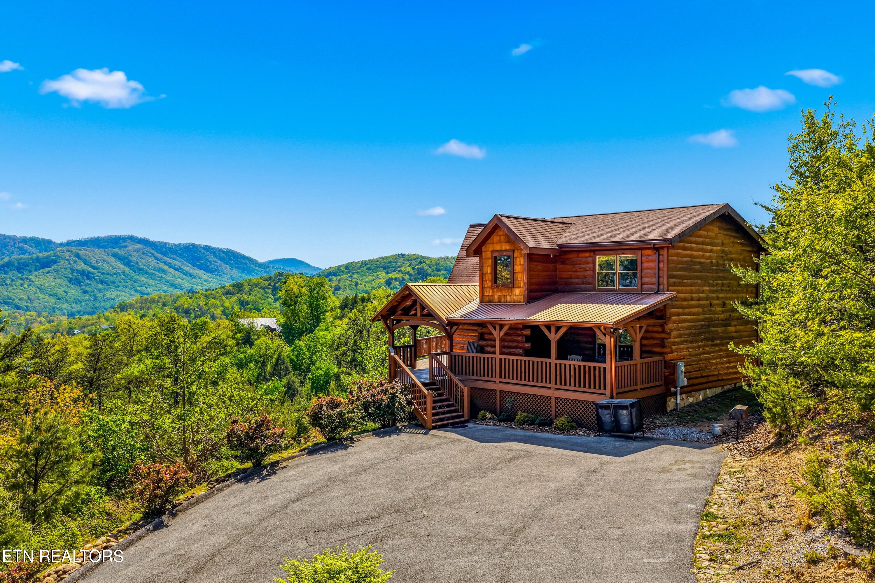 2456 Hackberry Drive Sevierville TN 37862