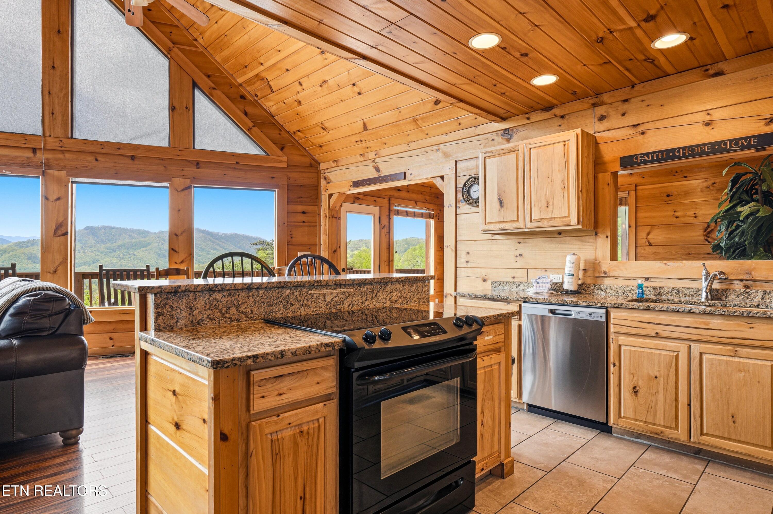 2456 Hackberry Drive Sevierville TN 37862