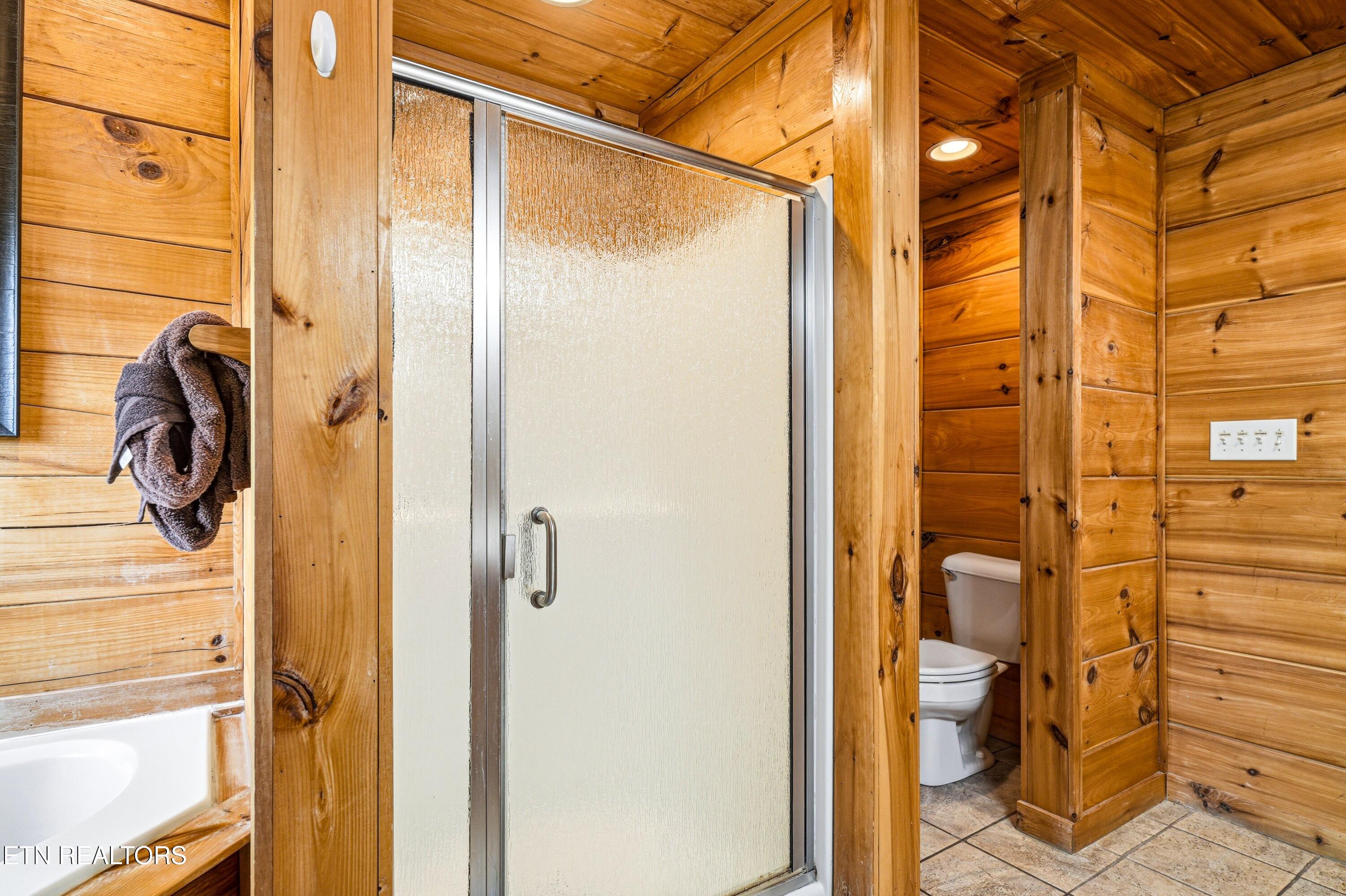 2456 Hackberry Drive Sevierville TN 37862