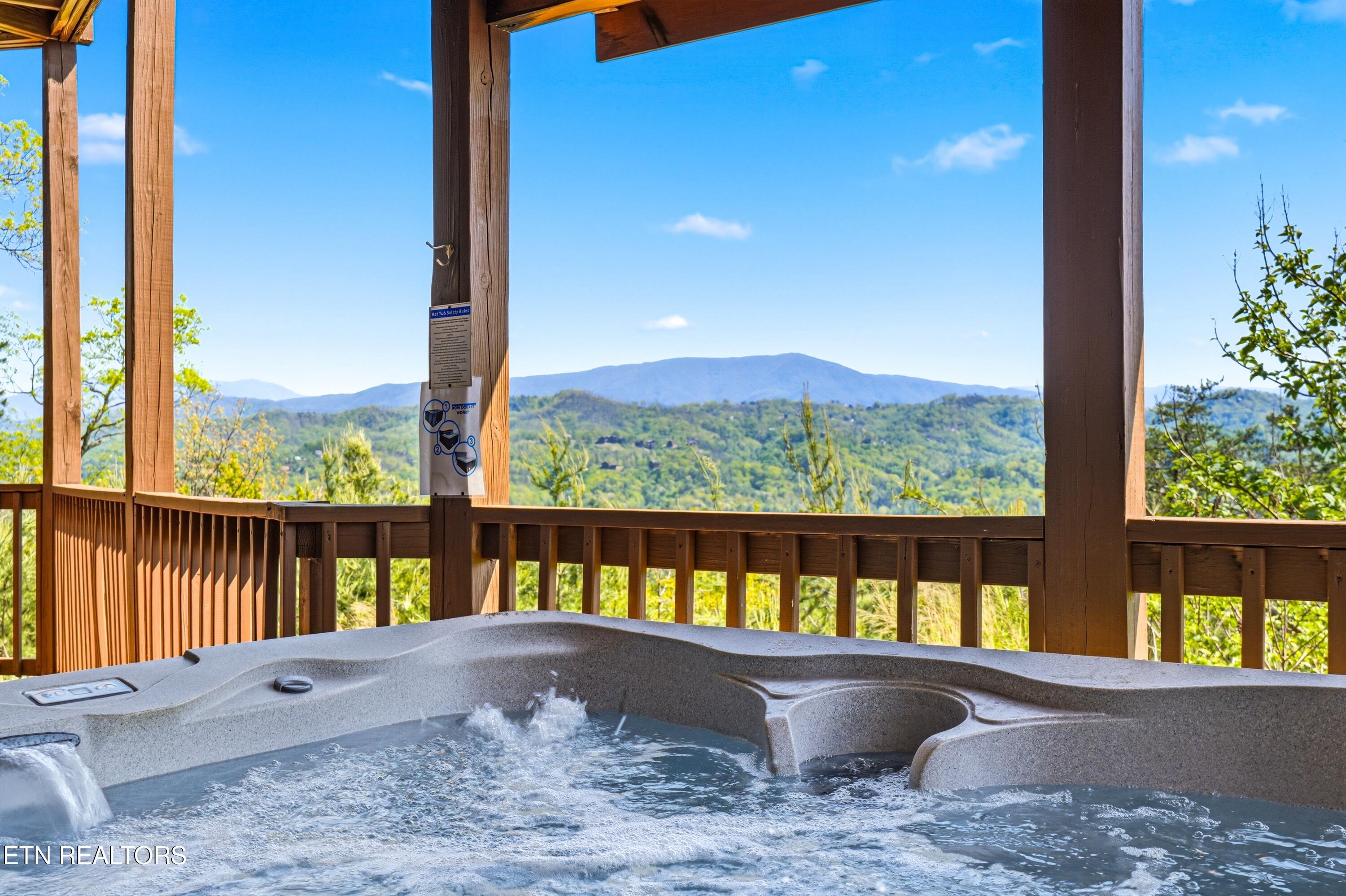 2456 Hackberry Drive Sevierville TN 37862