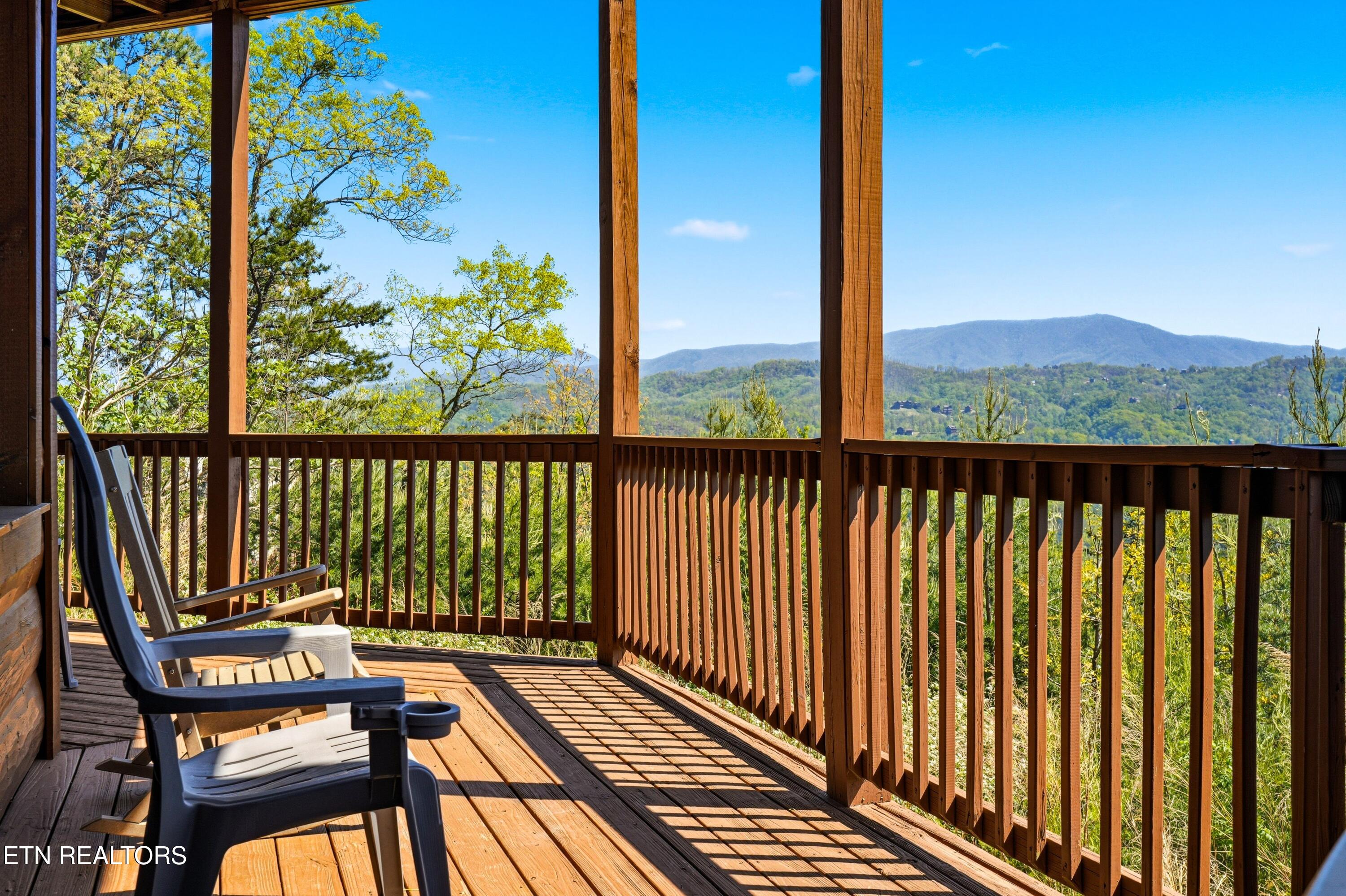 2456 Hackberry Drive Sevierville TN 37862