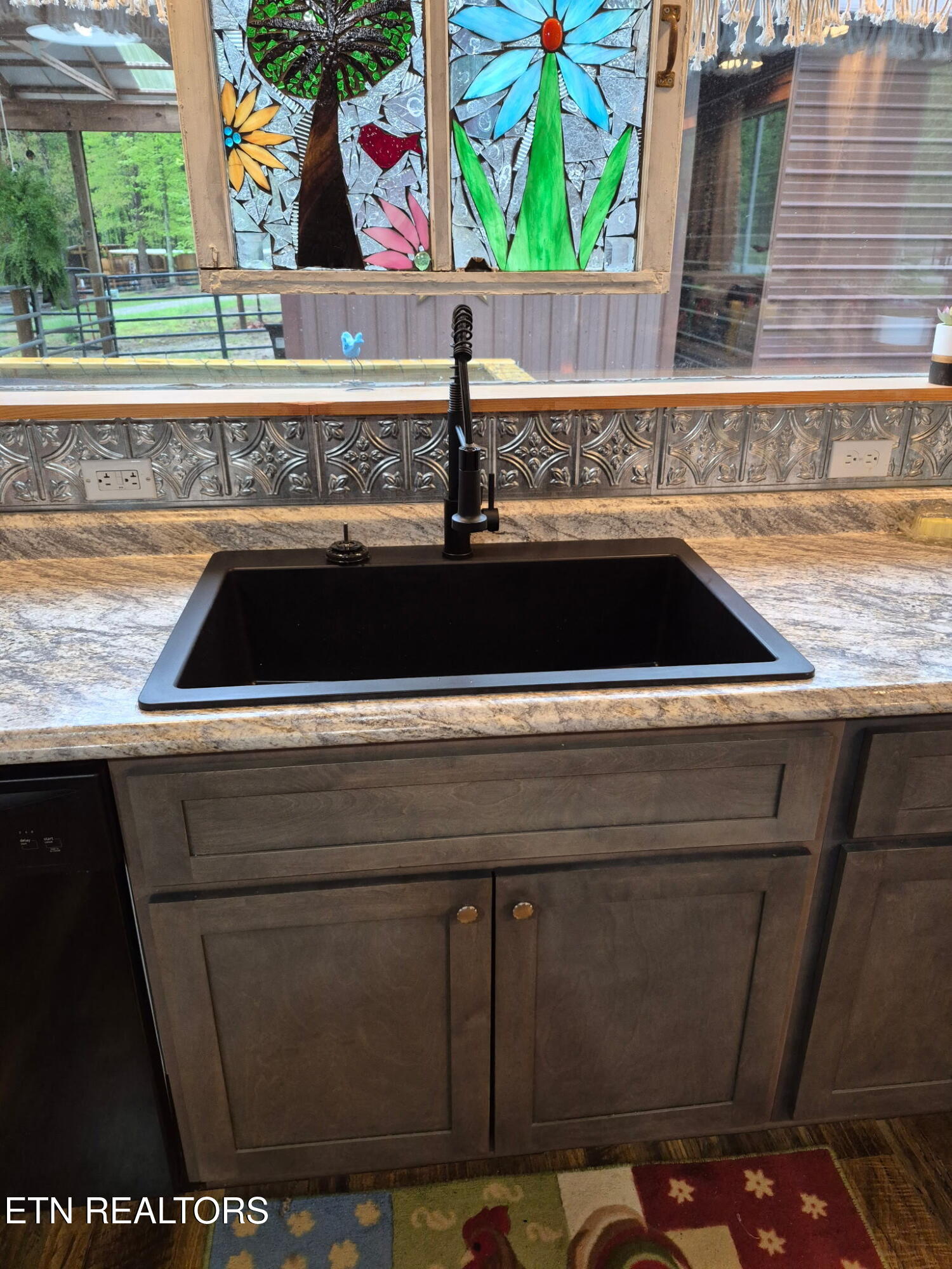 101 Ridgepoint Road Jamestown TN 38556