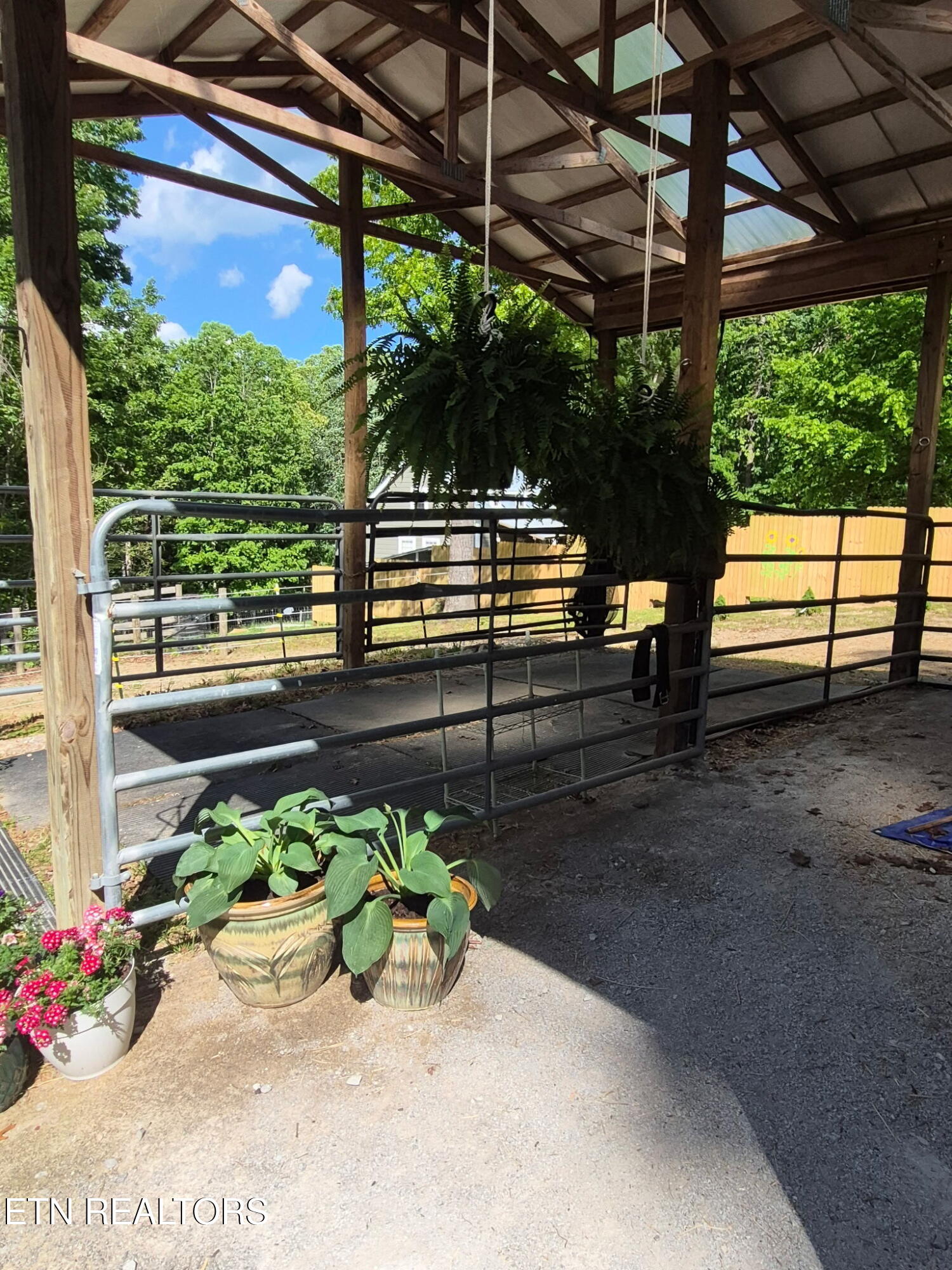 101 Ridgepoint Road Jamestown TN 38556