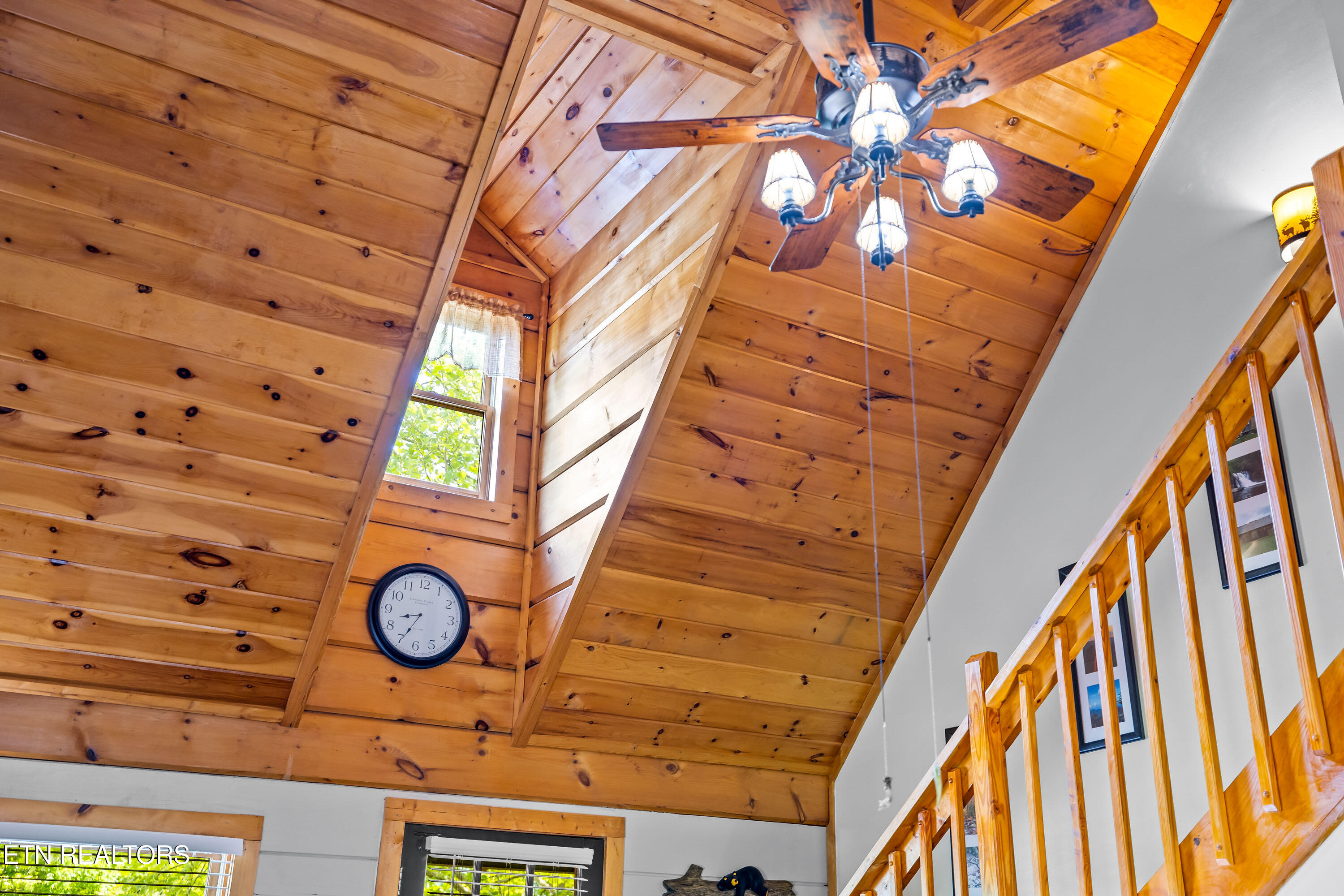 1017 Walini Way Sevierville TN 37876