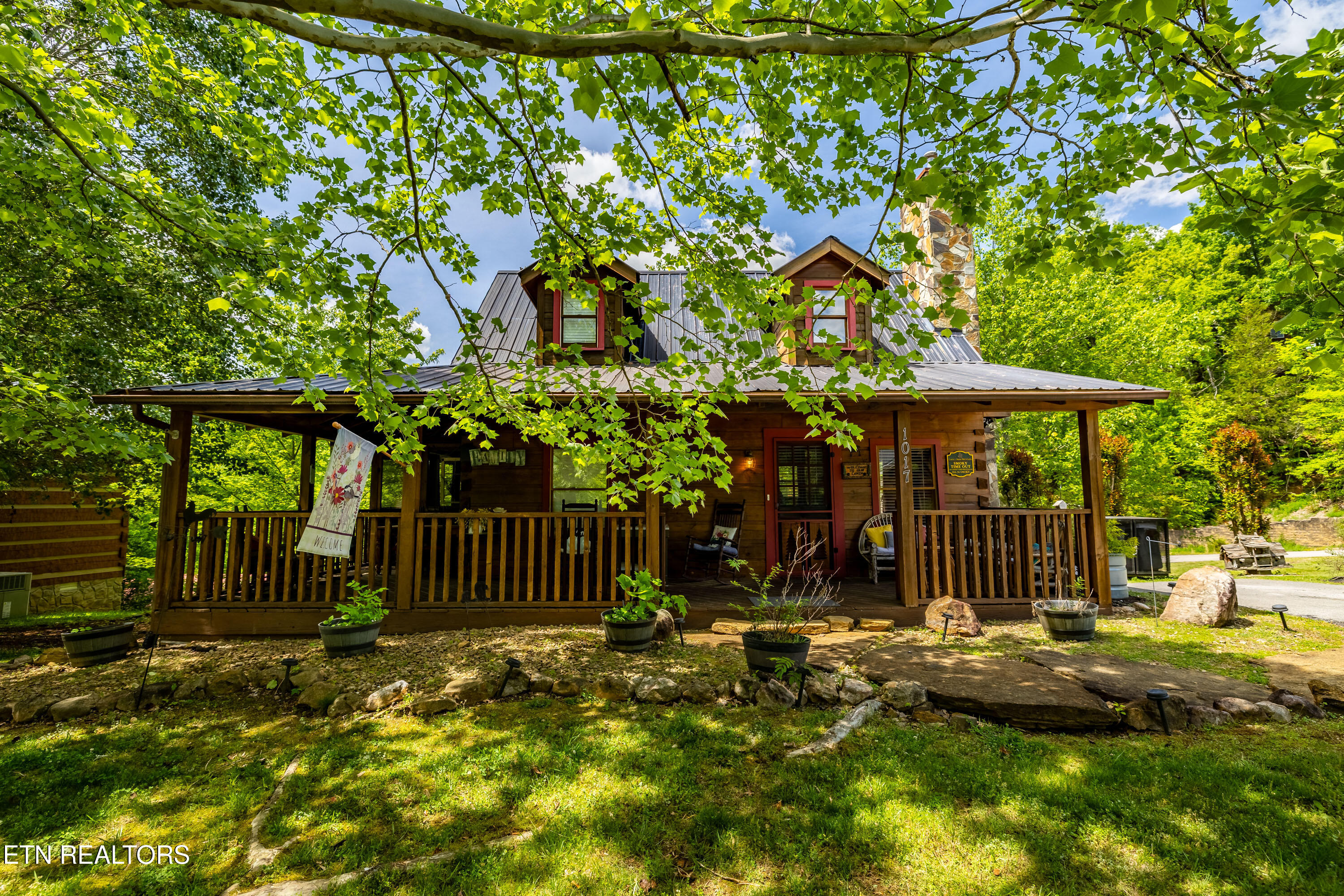 1017 Walini Way Sevierville TN 37876