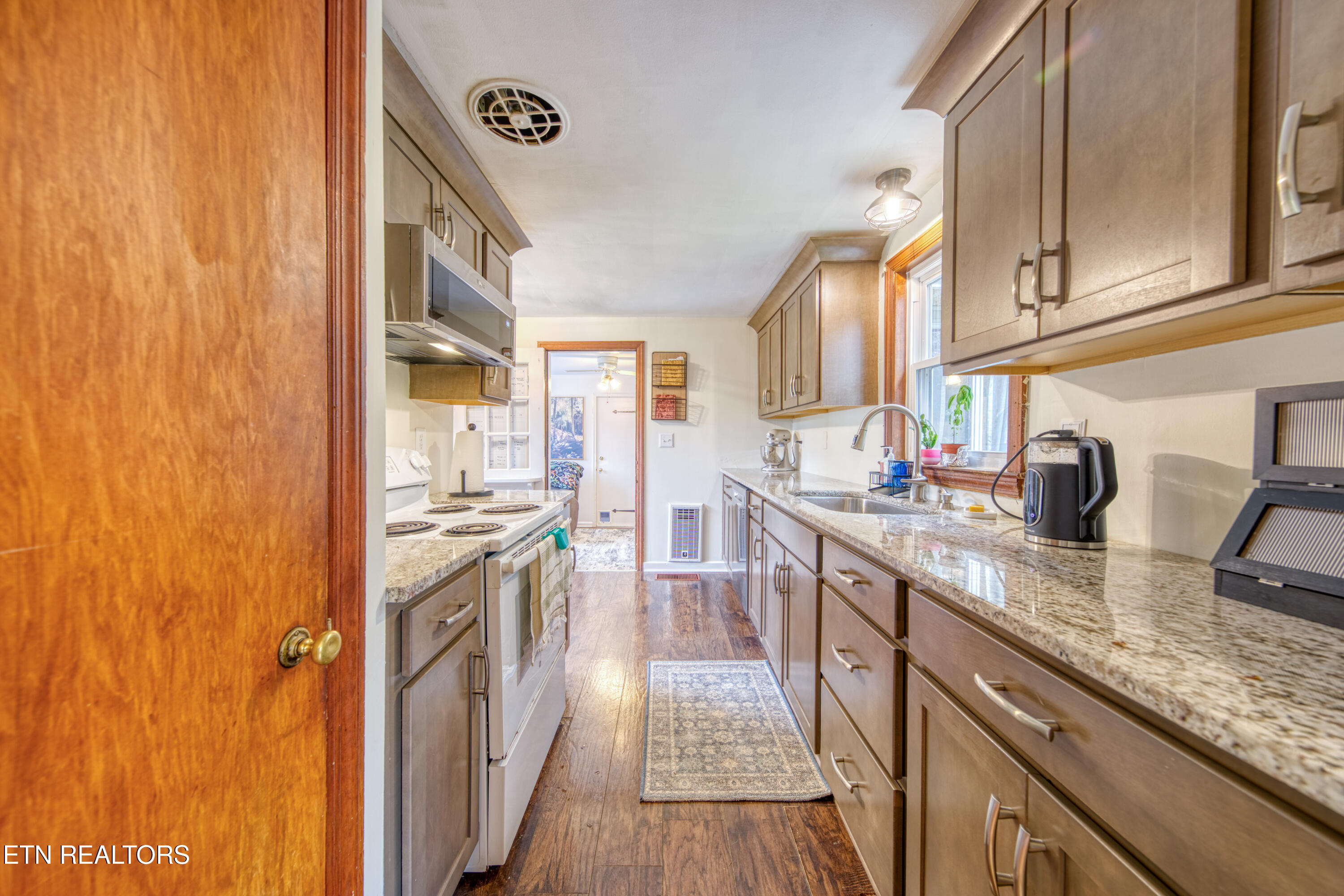 5908 Chalmers Drive Knoxville TN 37920