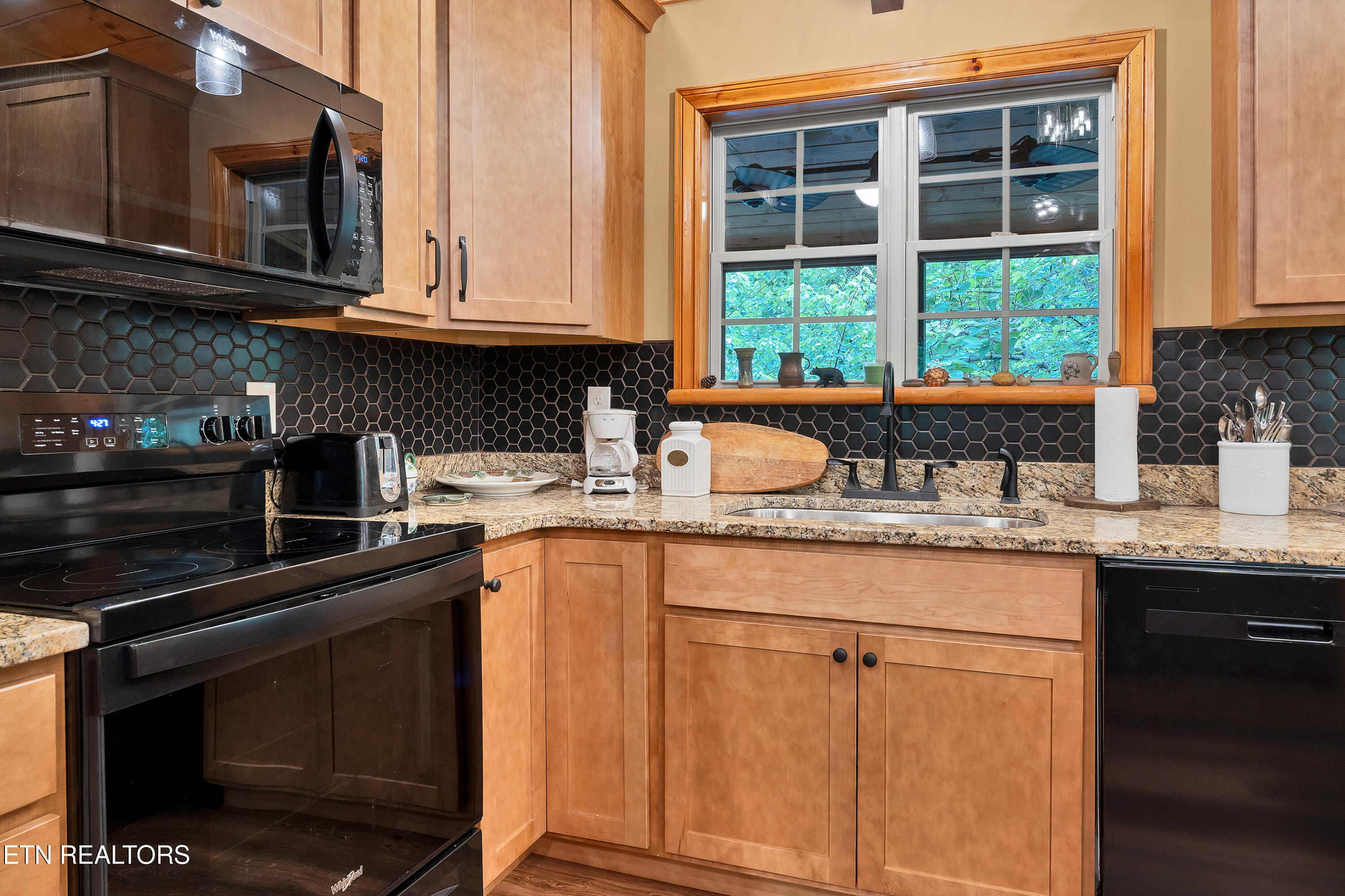 236 Tolliver Trail Townsend TN 37882