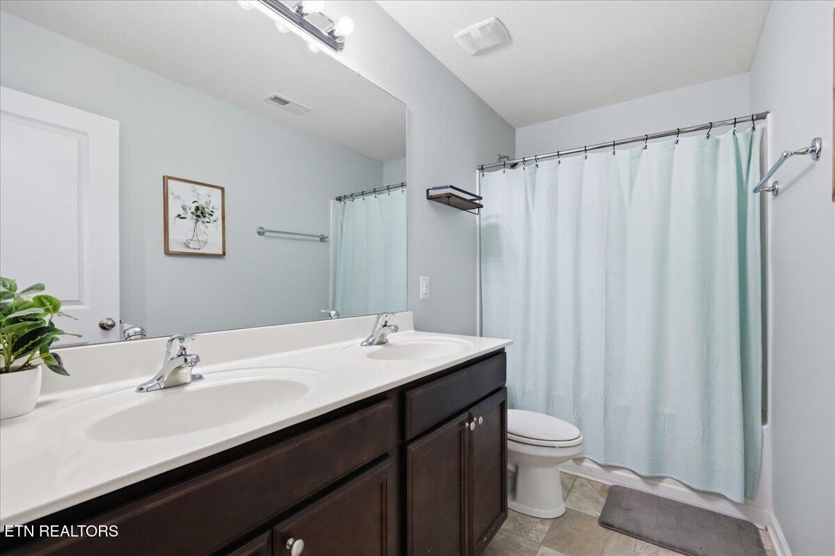 7128 Lawgiver Circle Corryton TN 37721