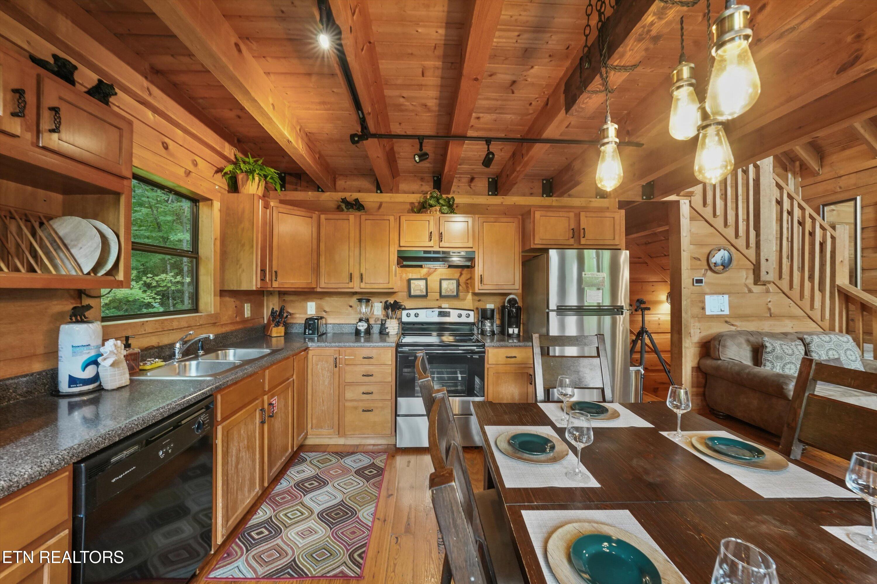 1322 Ridgefield Drive Sevierville TN 37876