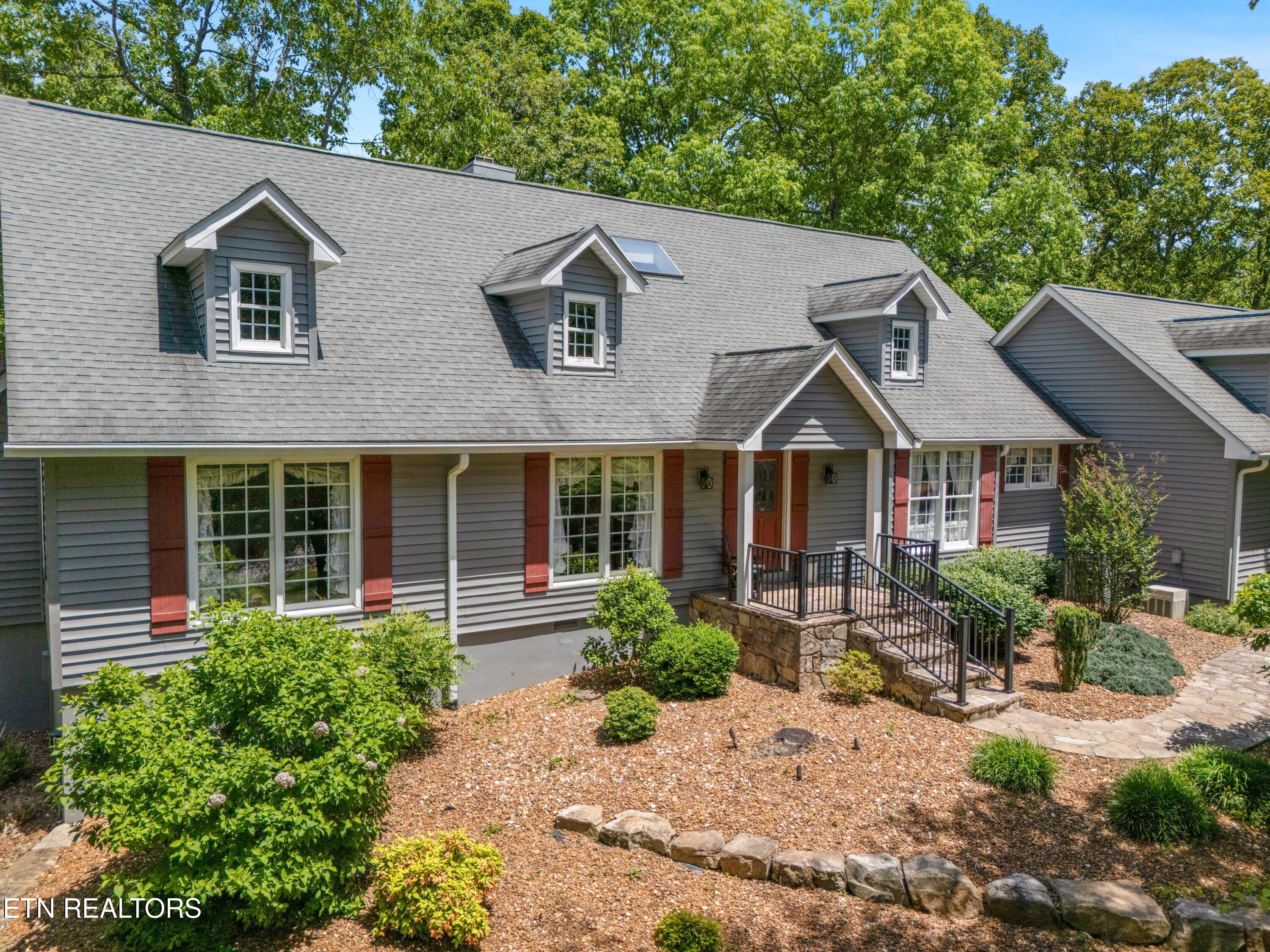 15 Cloverdale Circle Crossville TN 38558