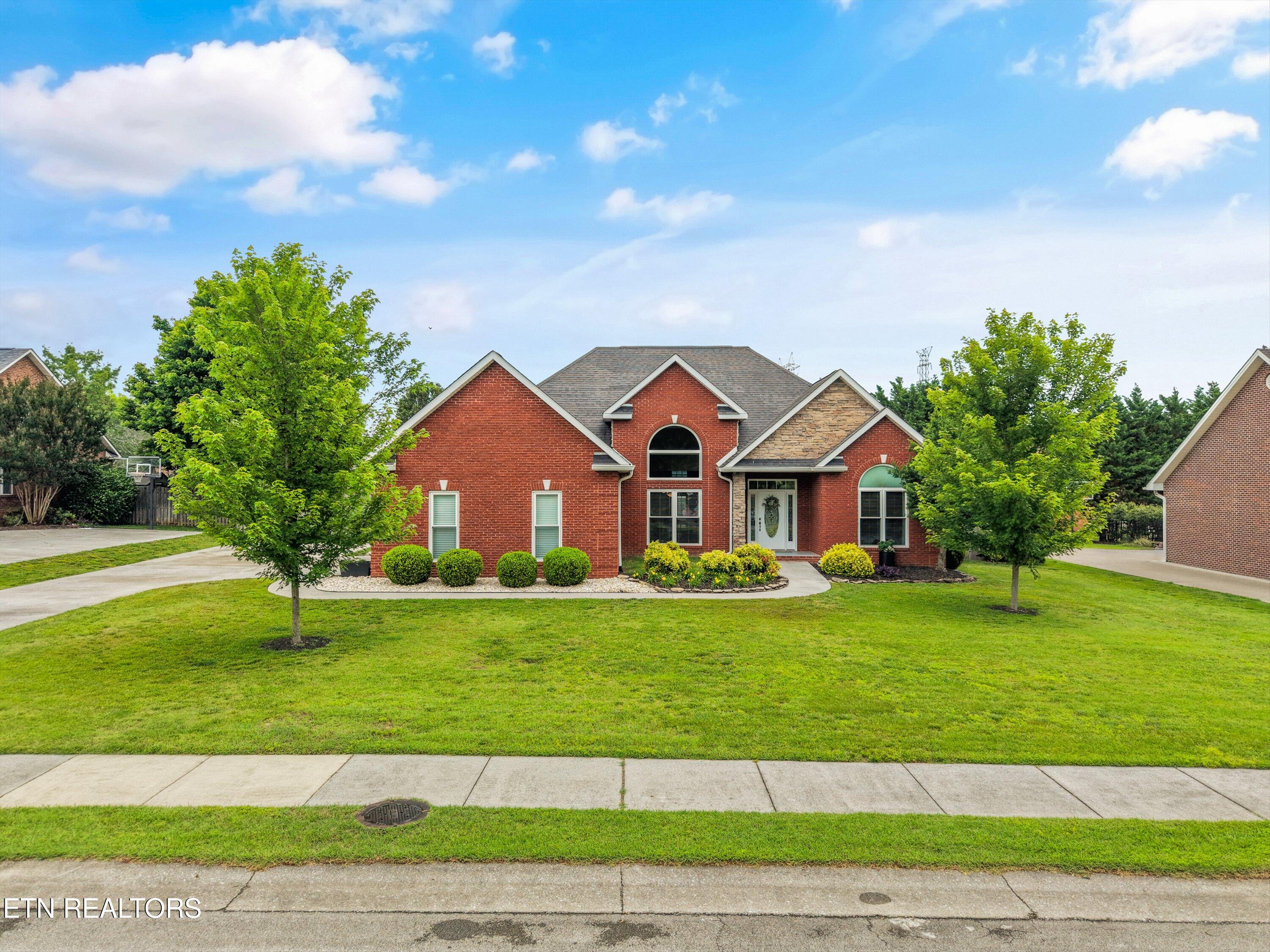 1614 Lindenhall Drive Alcoa TN 37701