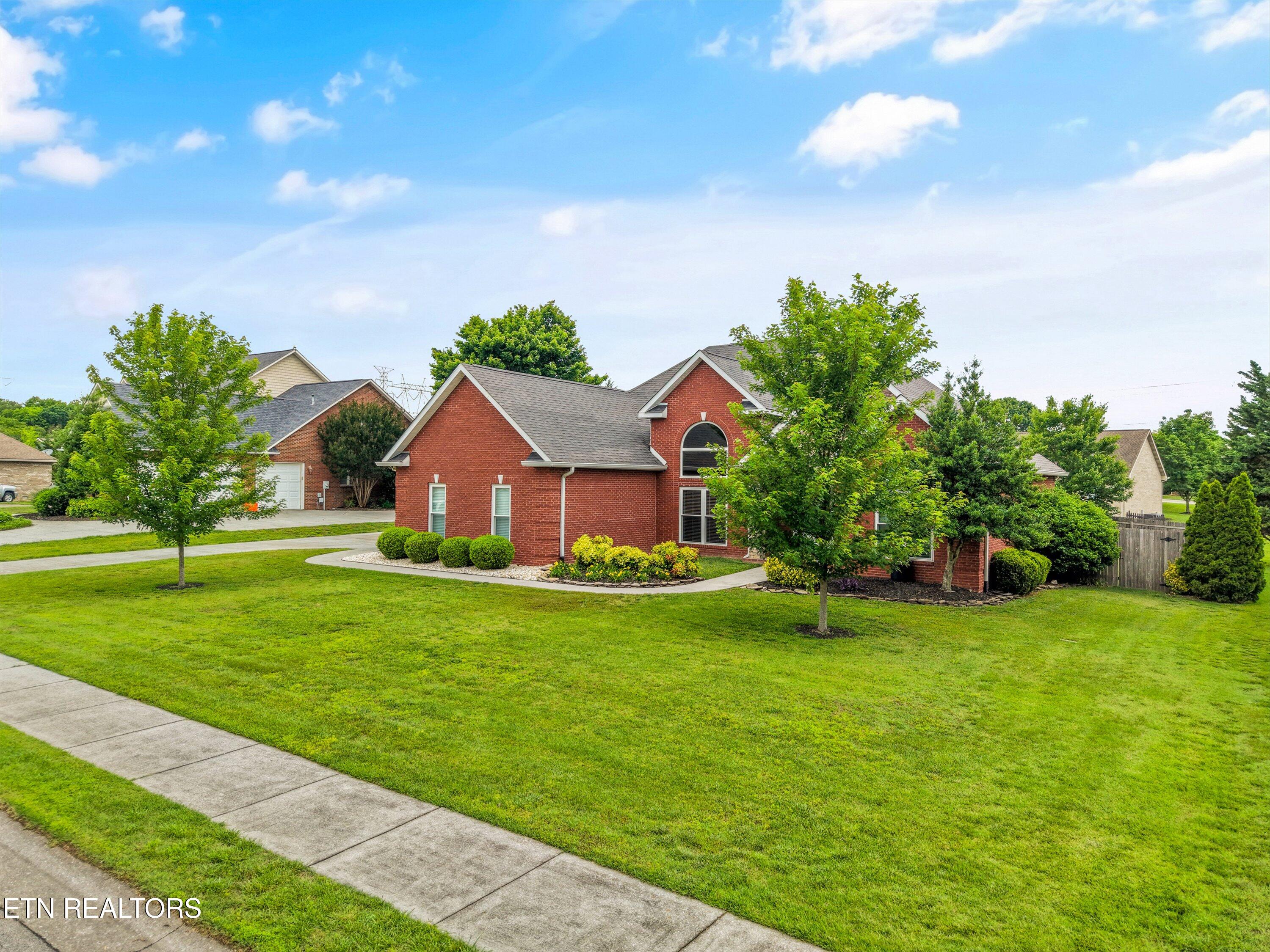 1614 Lindenhall Drive Alcoa TN 37701
