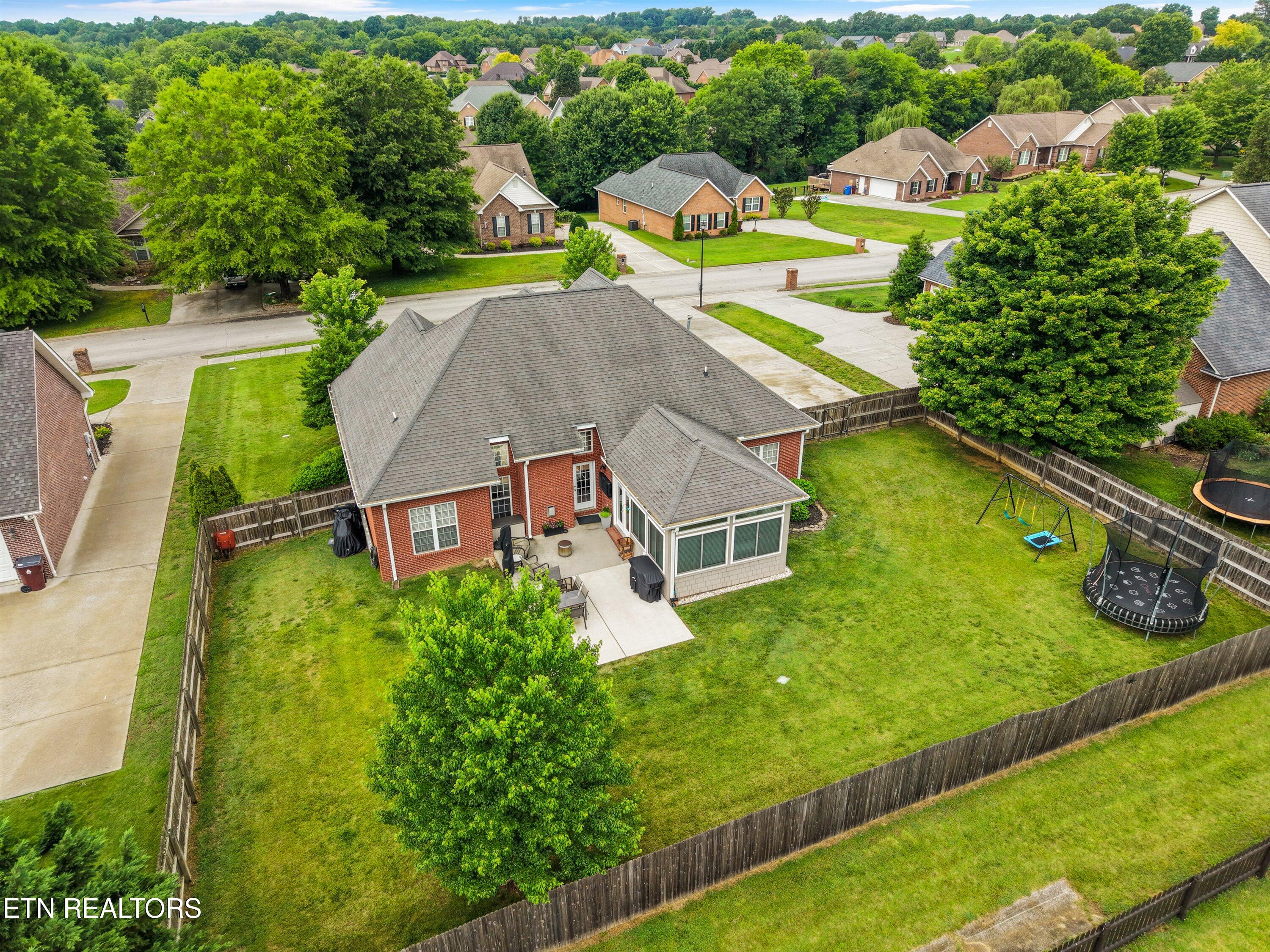 1614 Lindenhall Drive Alcoa TN 37701