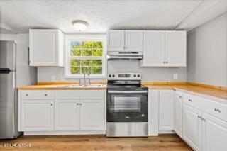 1958 Branam Hill Road Jellico TN 37762