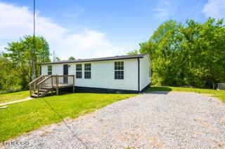 1958 Branam Hill Road Jellico TN 37762