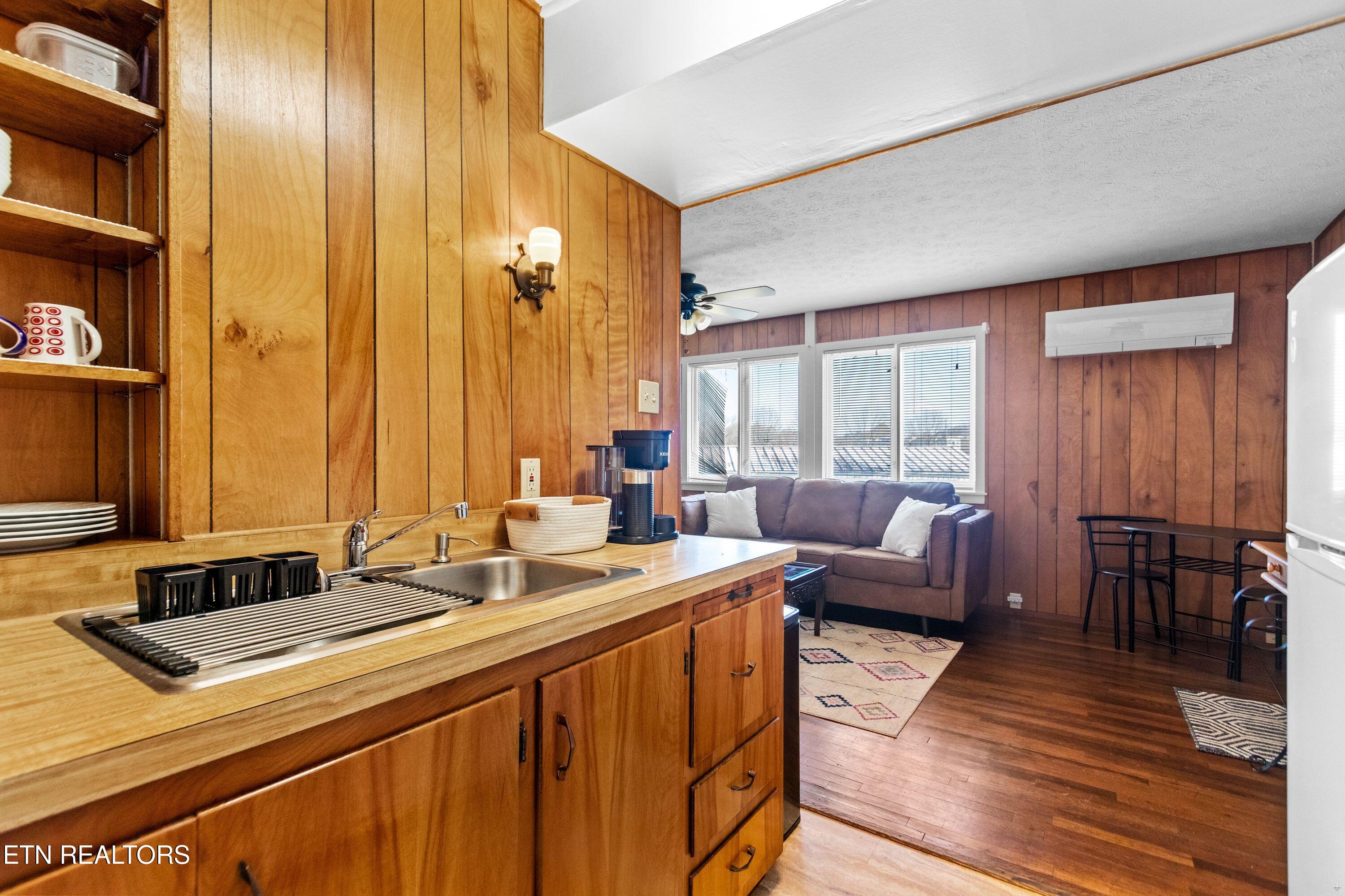 111 Vienna Road Oak Ridge TN 37830