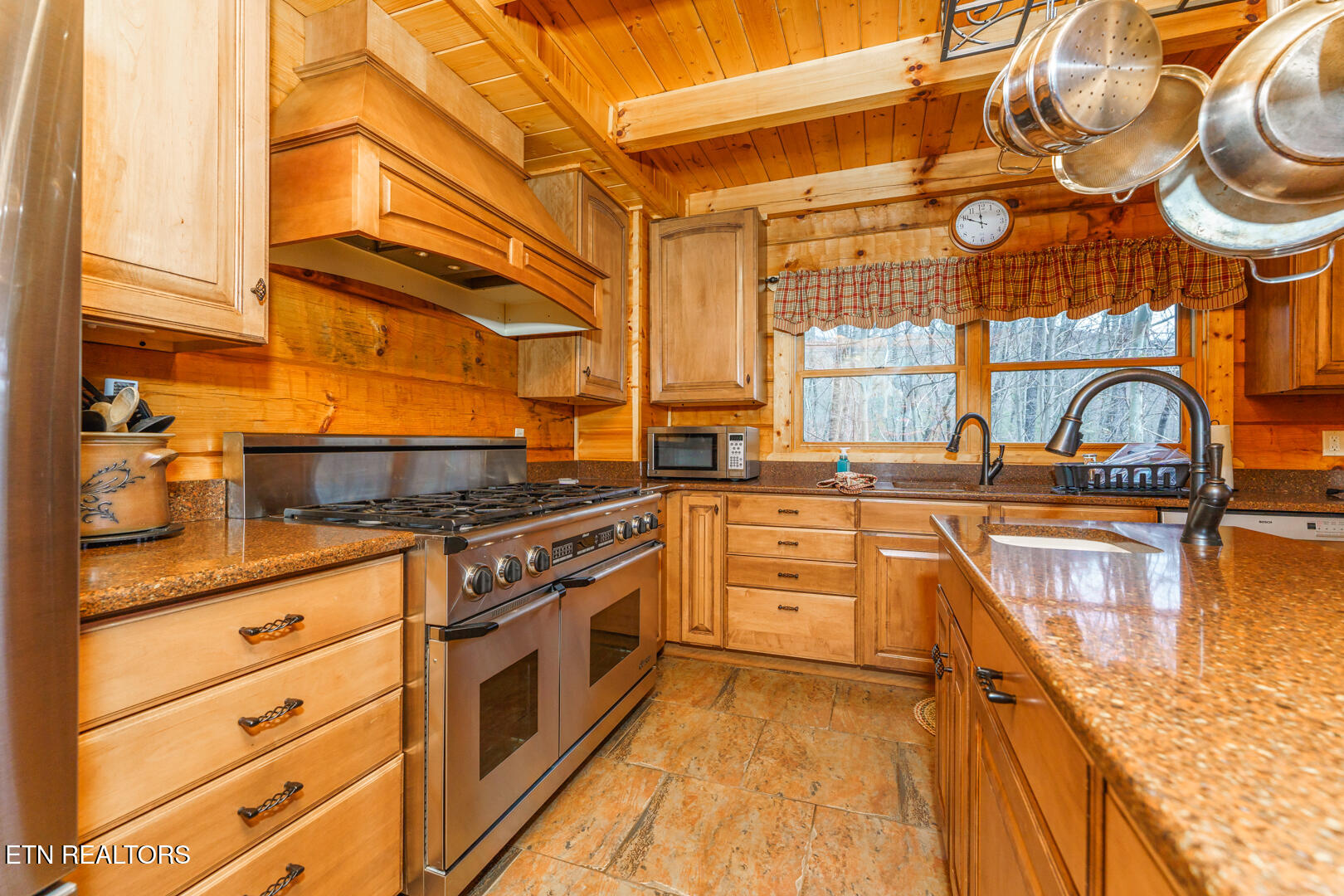 3044 Redtail Road Sevierville TN 37862