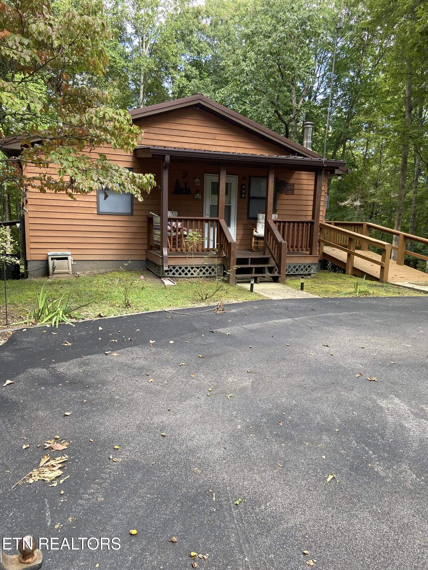 1729 Huckleberry Road Monterey TN 38574