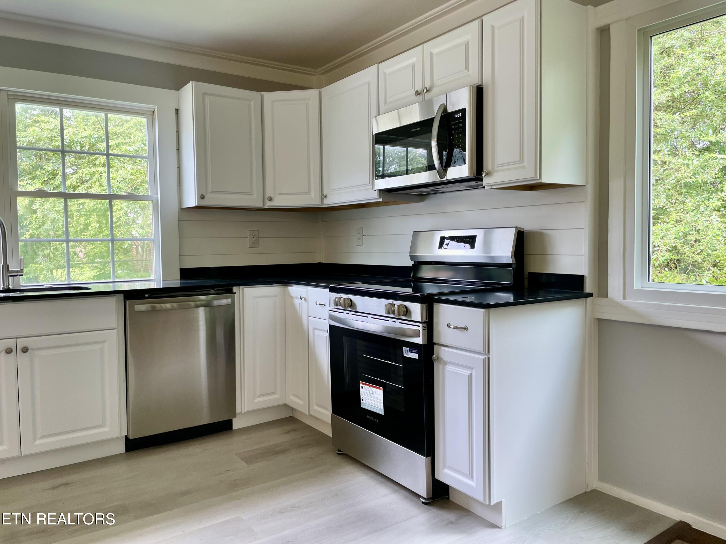 104 Vista Road Oak Ridge TN 37830