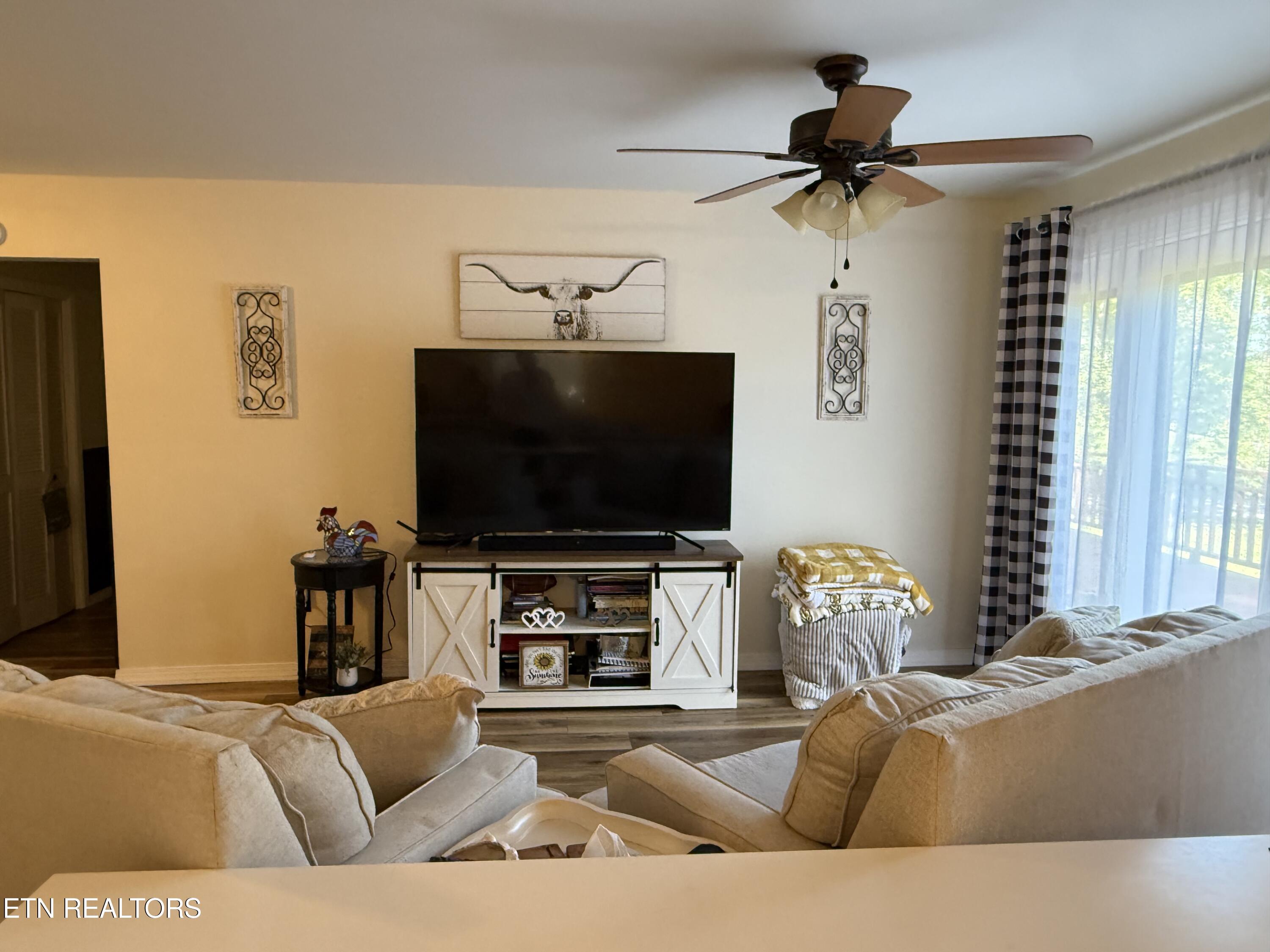 1324 Beechview Drive Sevierville TN 37862