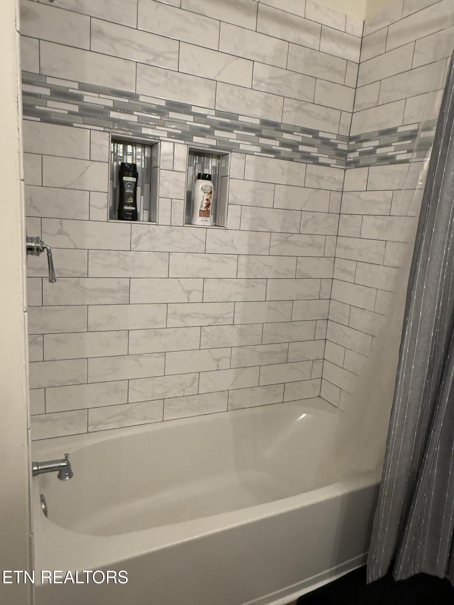 1324 Beechview Drive Sevierville TN 37862