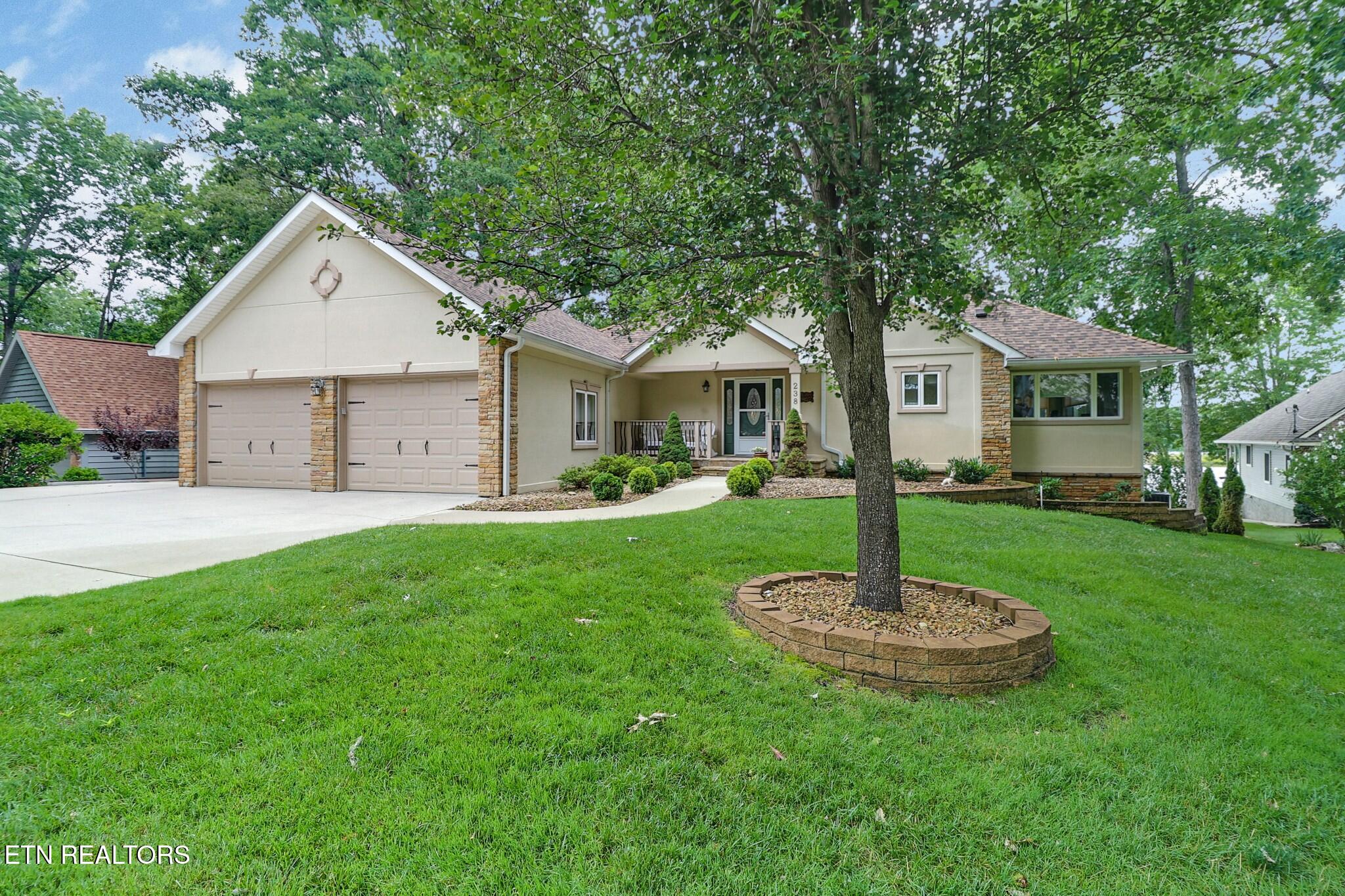 238 Lakewood Drive Crossville TN 38558