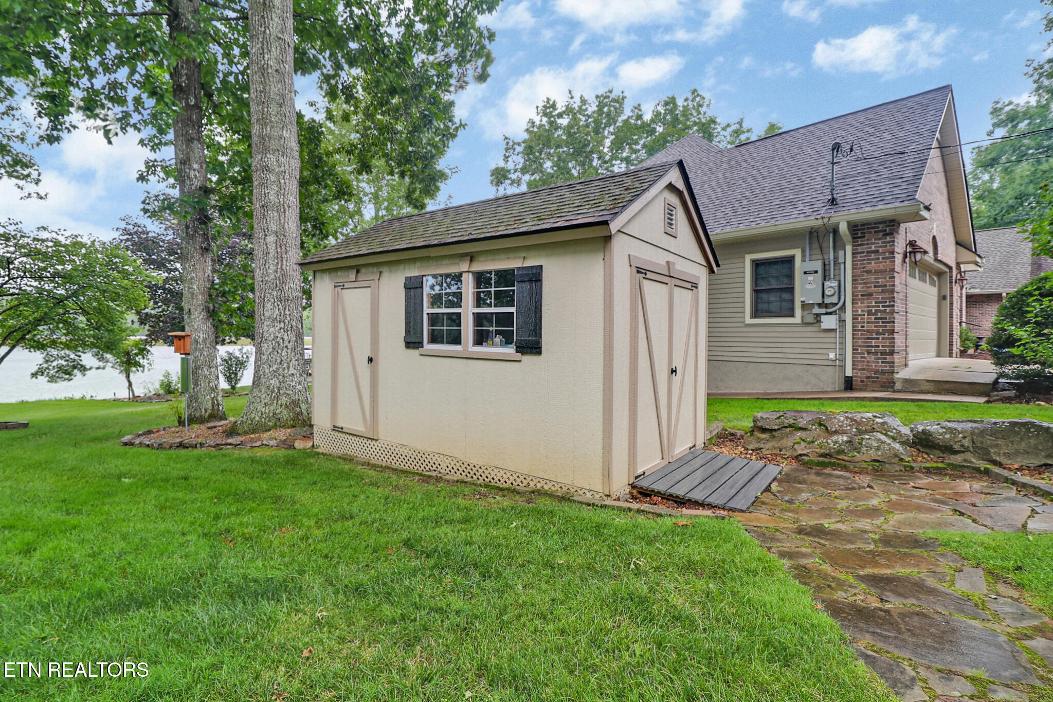 238 Lakewood Drive Crossville TN 38558