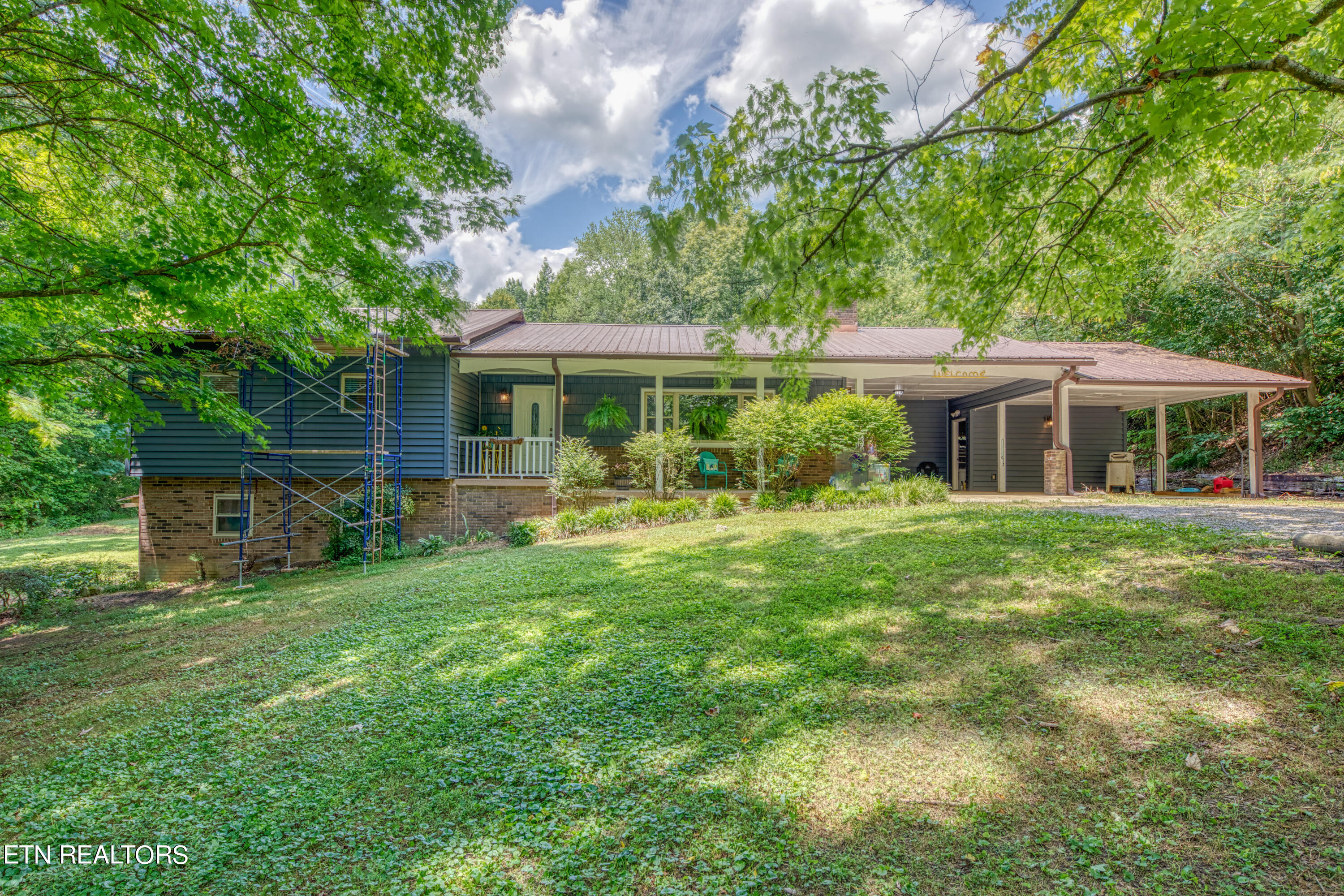 713 Pine Ridge Road Clinton TN 37716