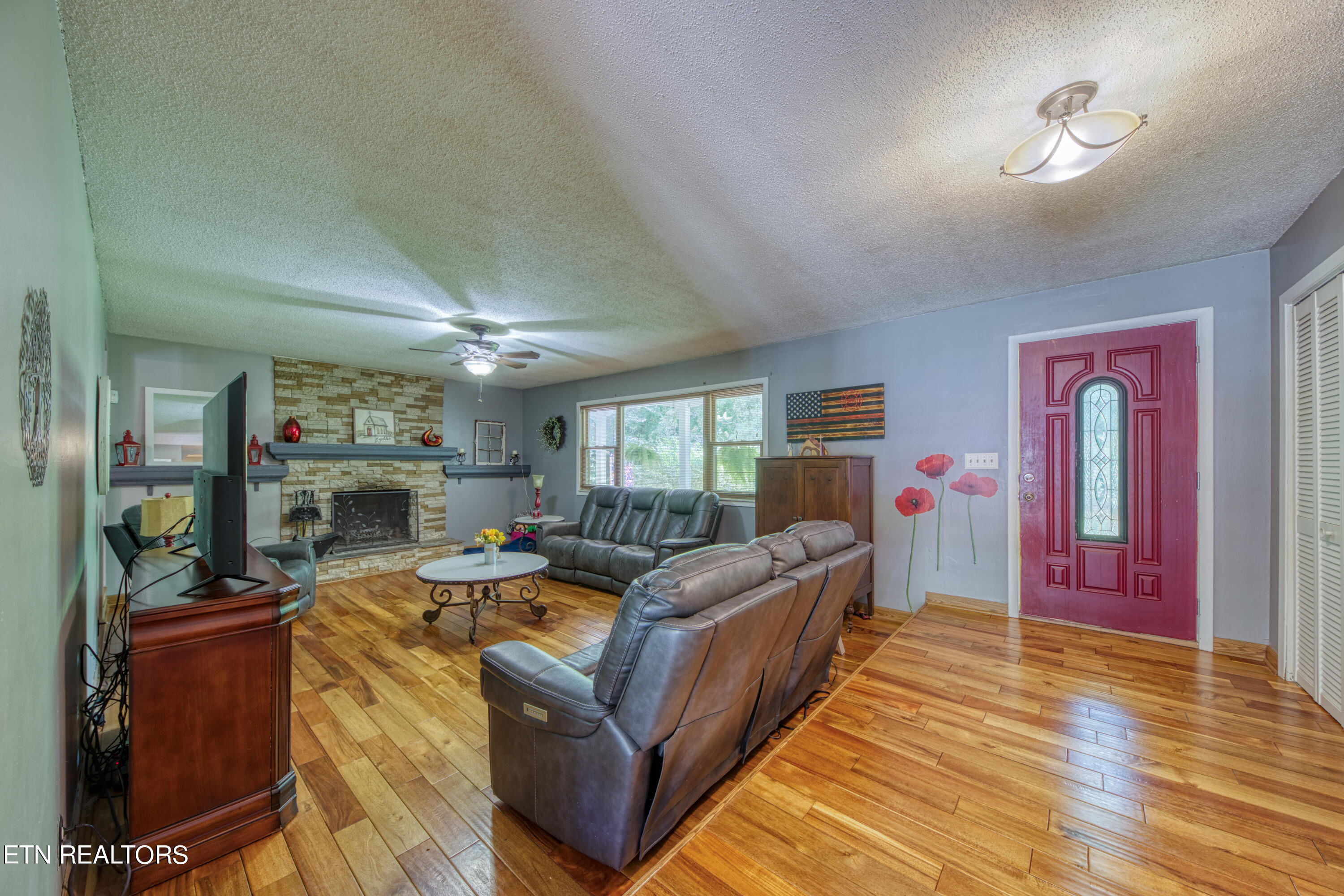 713 Pine Ridge Road Clinton TN 37716