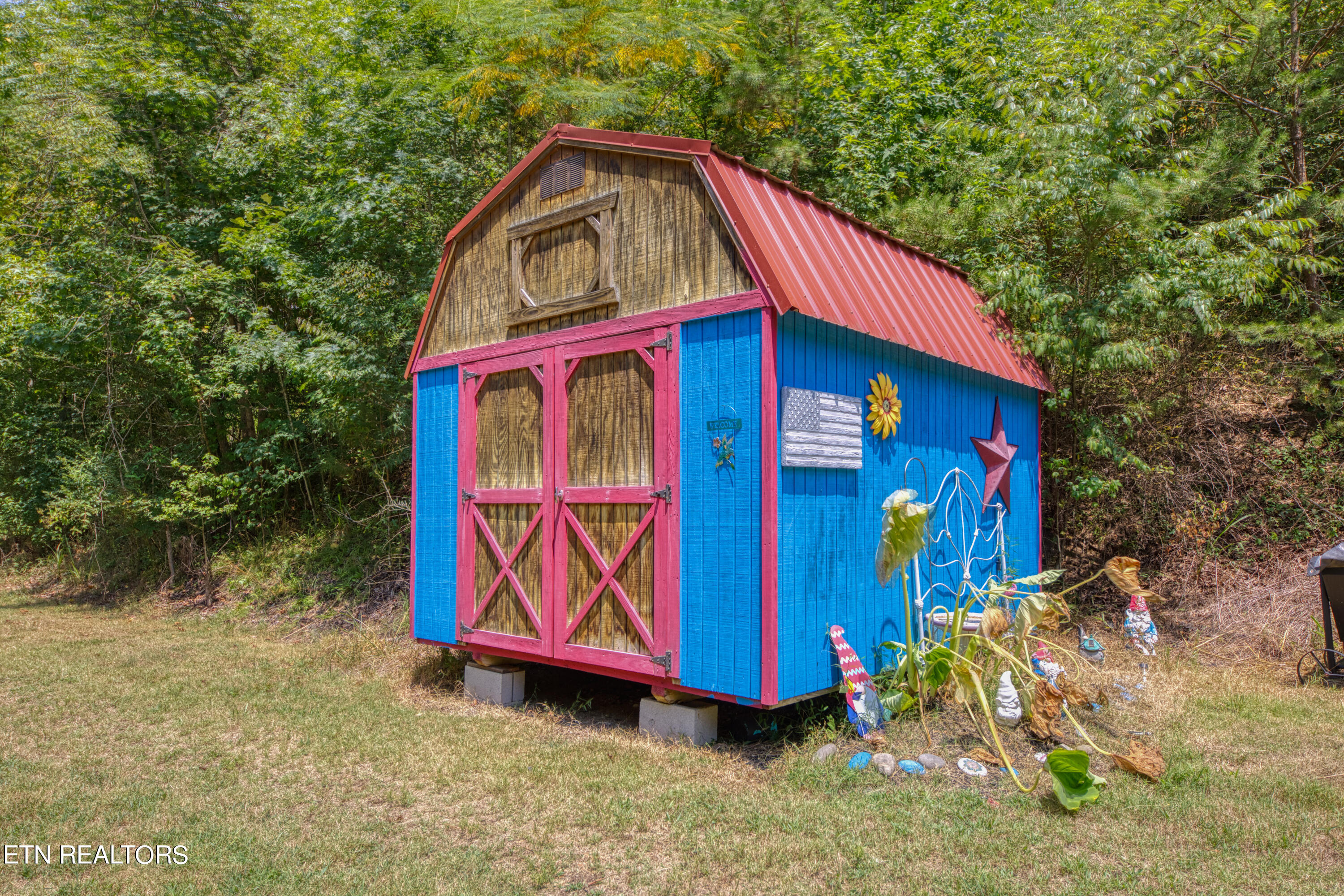 713 Pine Ridge Road Clinton TN 37716