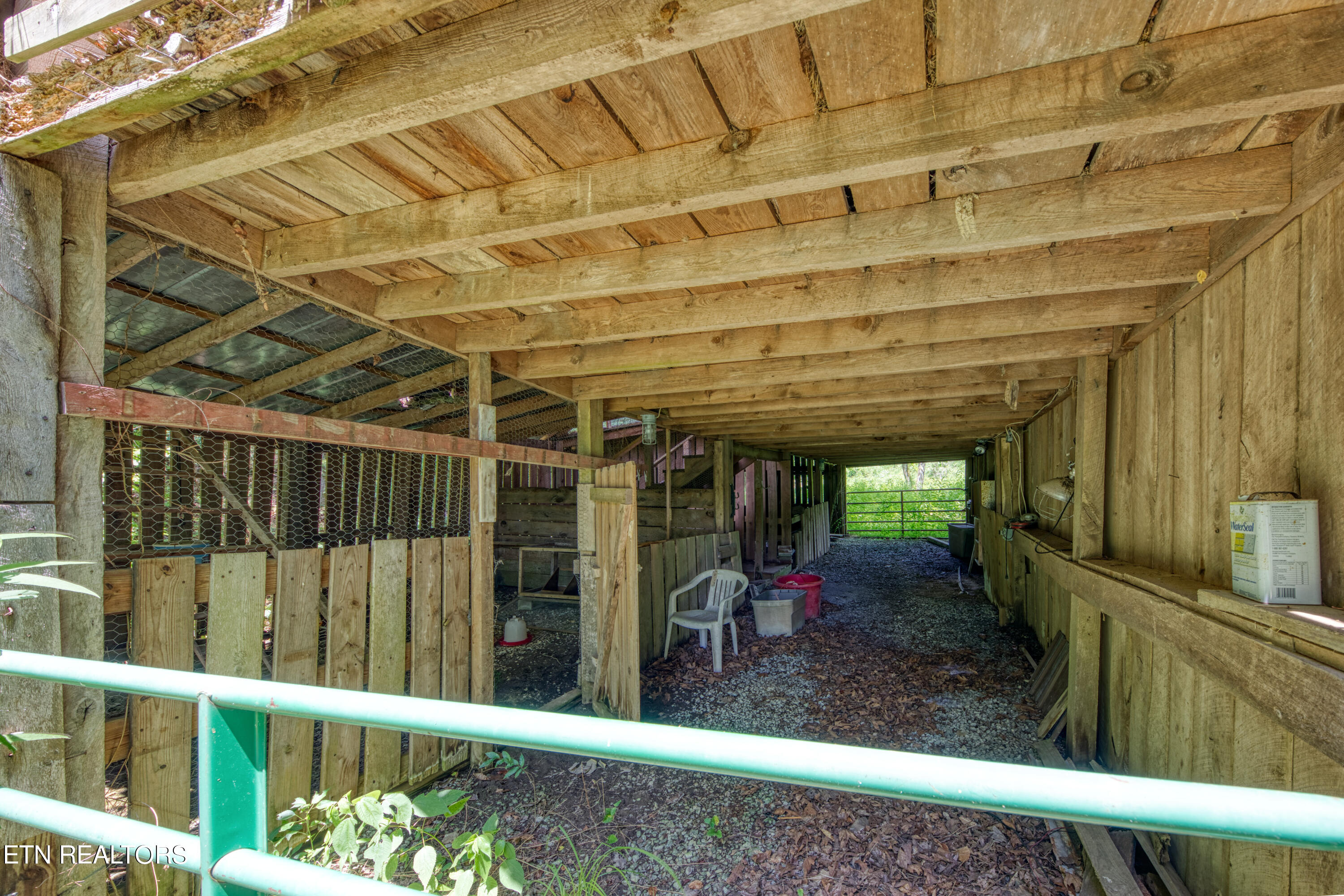 713 Pine Ridge Road Clinton TN 37716