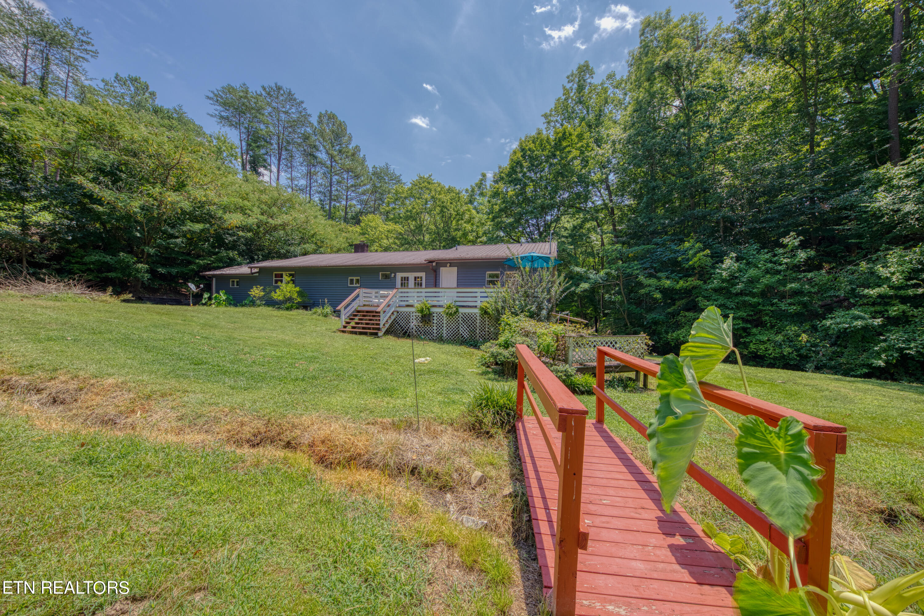 713 Pine Ridge Road Clinton TN 37716