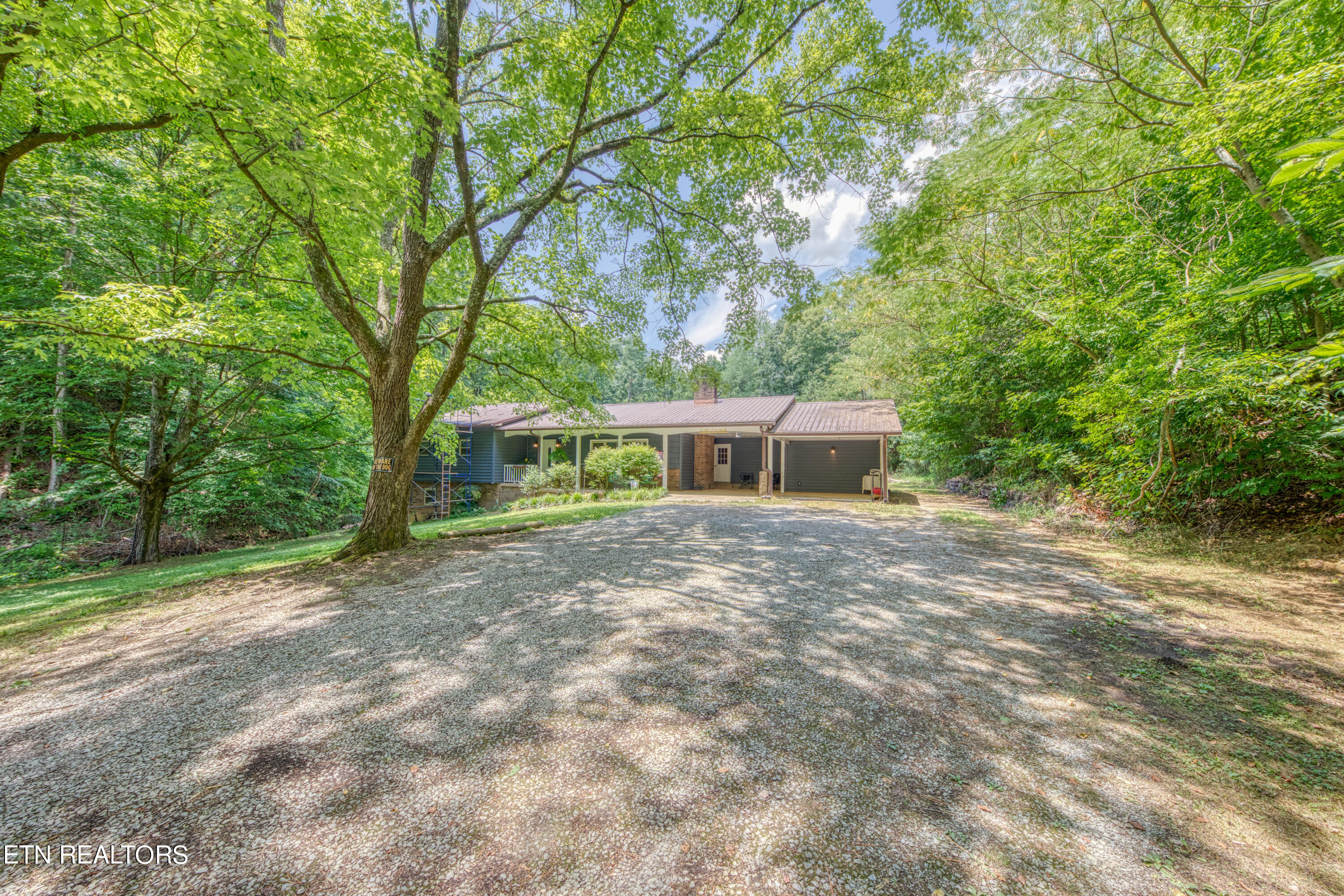 713 Pine Ridge Road Clinton TN 37716