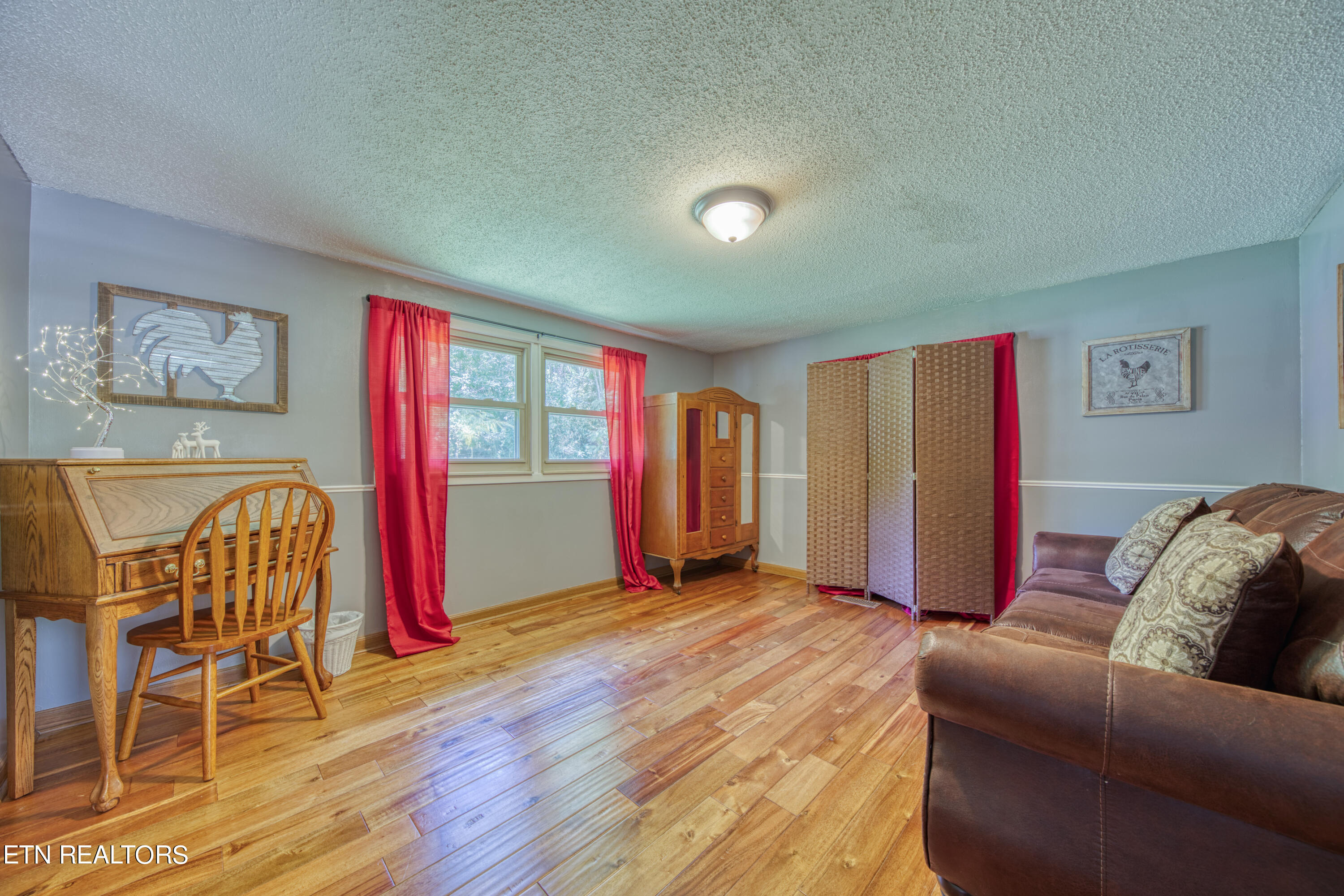 713 Pine Ridge Road Clinton TN 37716